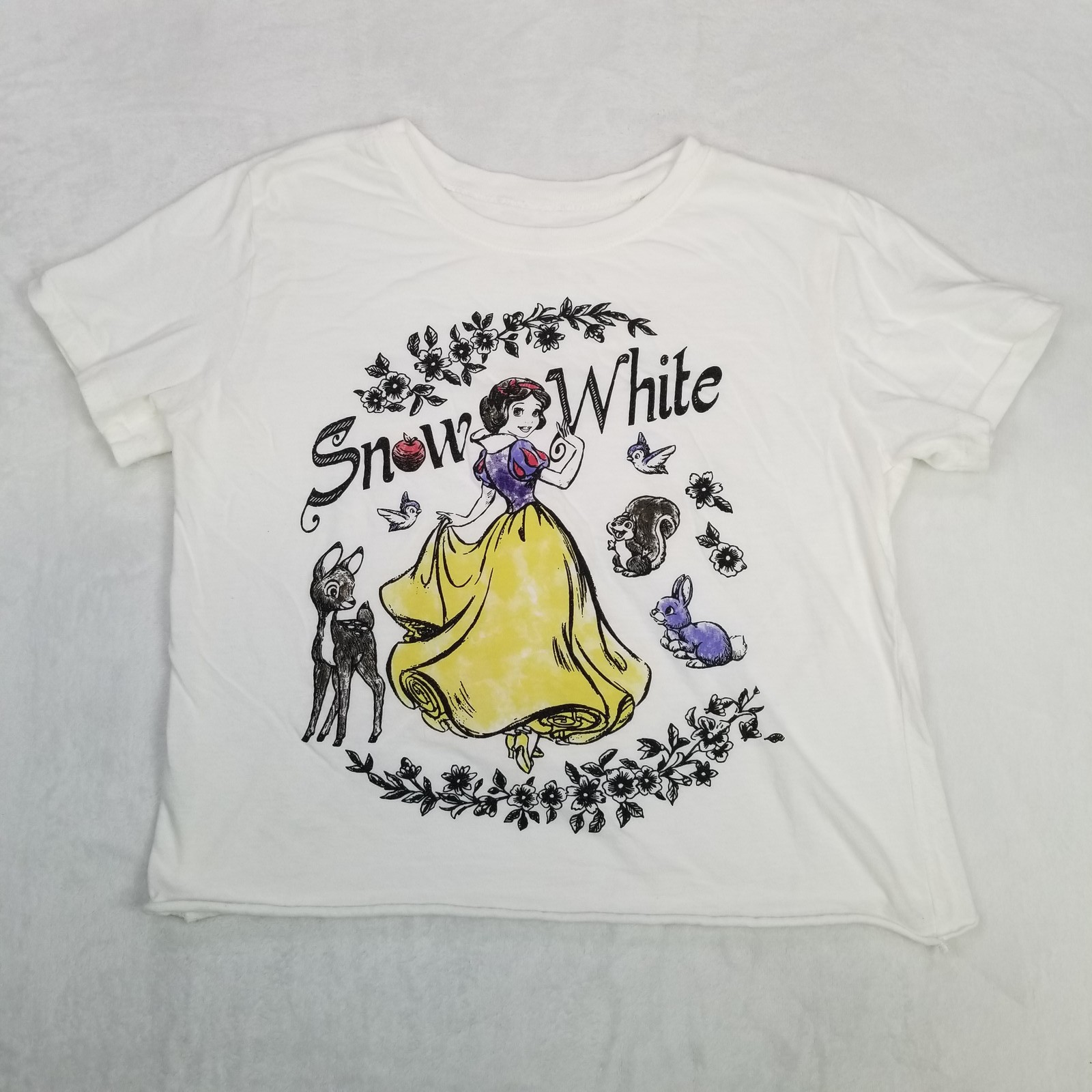 Disney Princess Women’s White Snow White Graphic T-Shirt Size Medium Casual