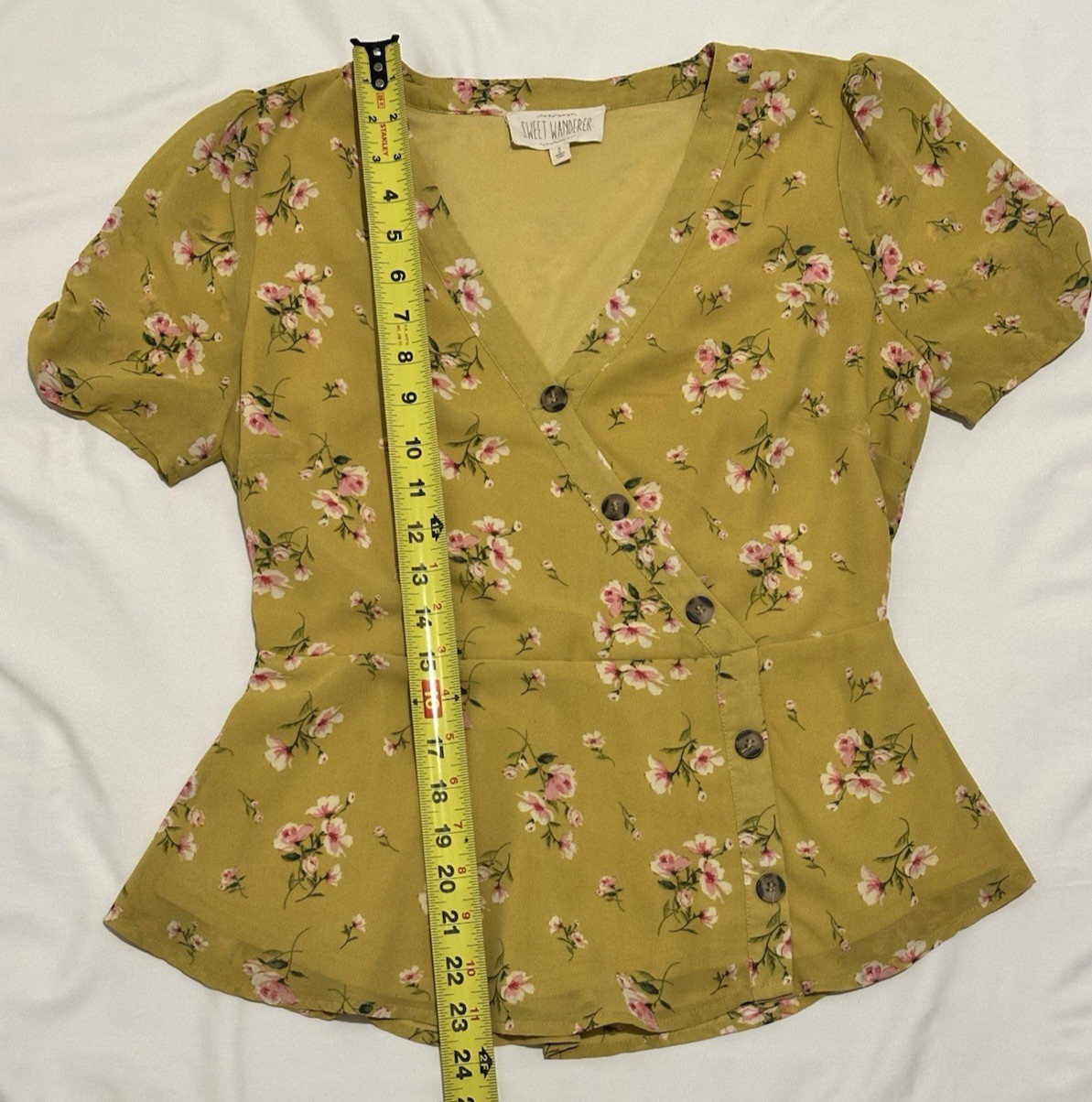 Sweet Wanderer Women’s M Blouse Yellow Floral Peplum Ruched Sleeve Sweet Cottage