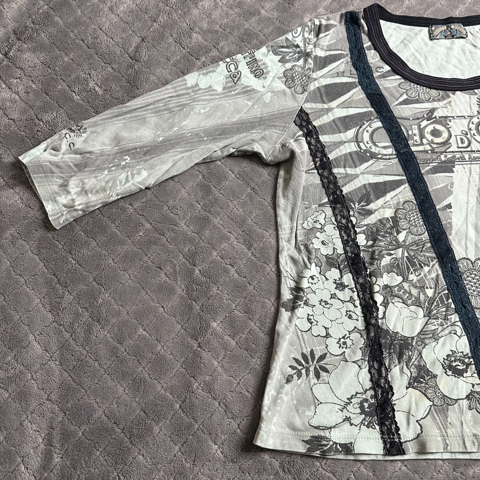 Vanilla Sugar Large L Sublimation Mixed Media Top Long Sleeve USA VTG