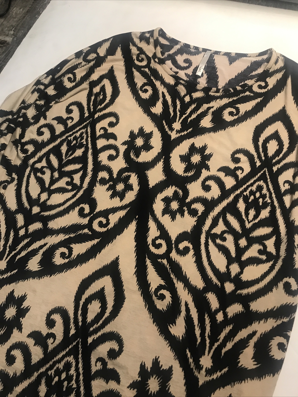 Voll Blouse Brown Floral Size L 3/4 Sleeves 2137