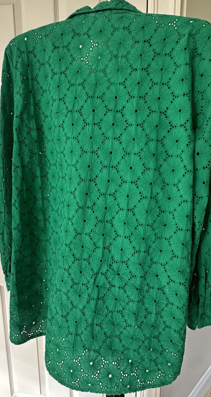 Nicole Miller Artelier Blouse Top Kelly Green Floral Eyelet Women’s Size XS