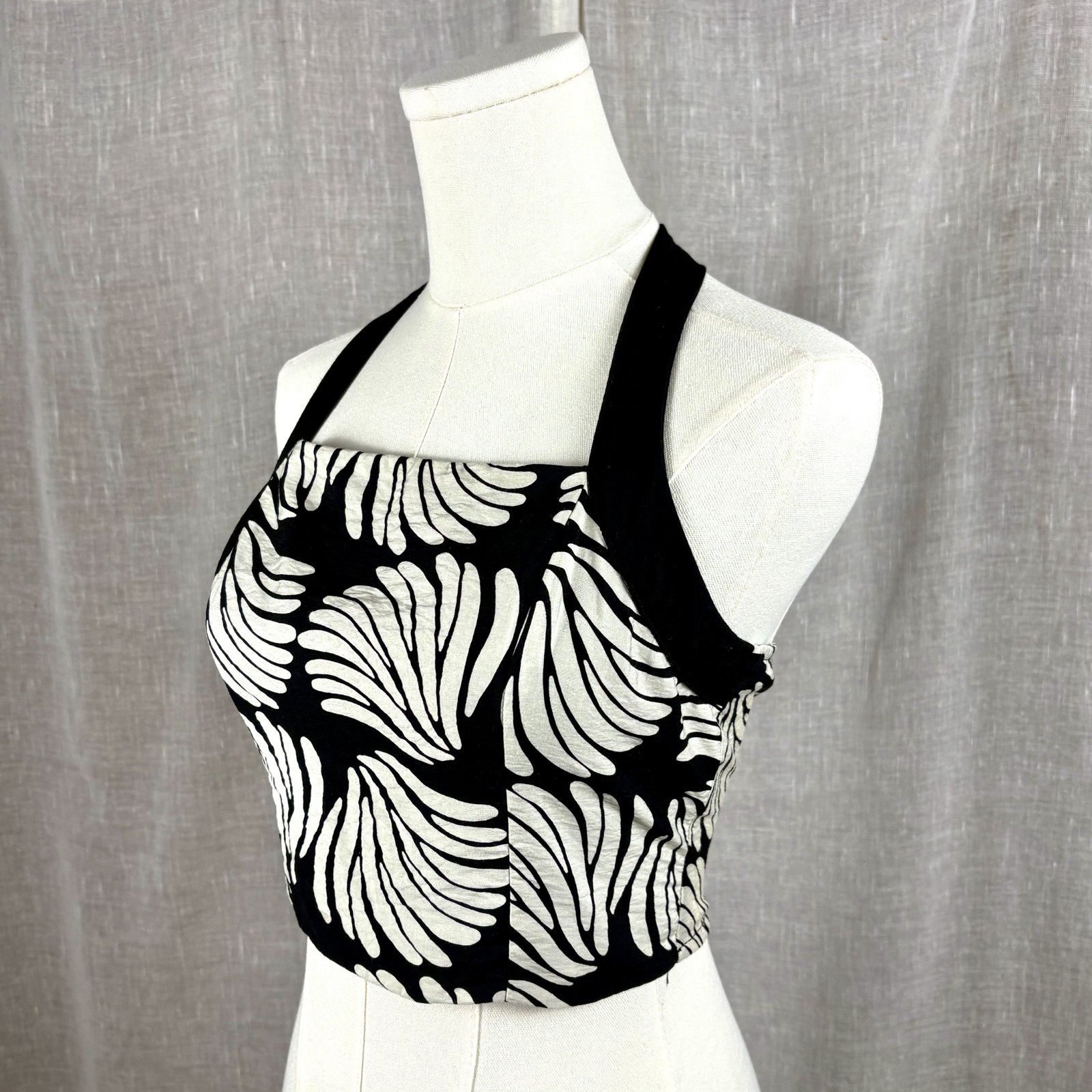 Rayon Tie Halter Top Botanical Print Black White Old Money Resort Coastal Sz S