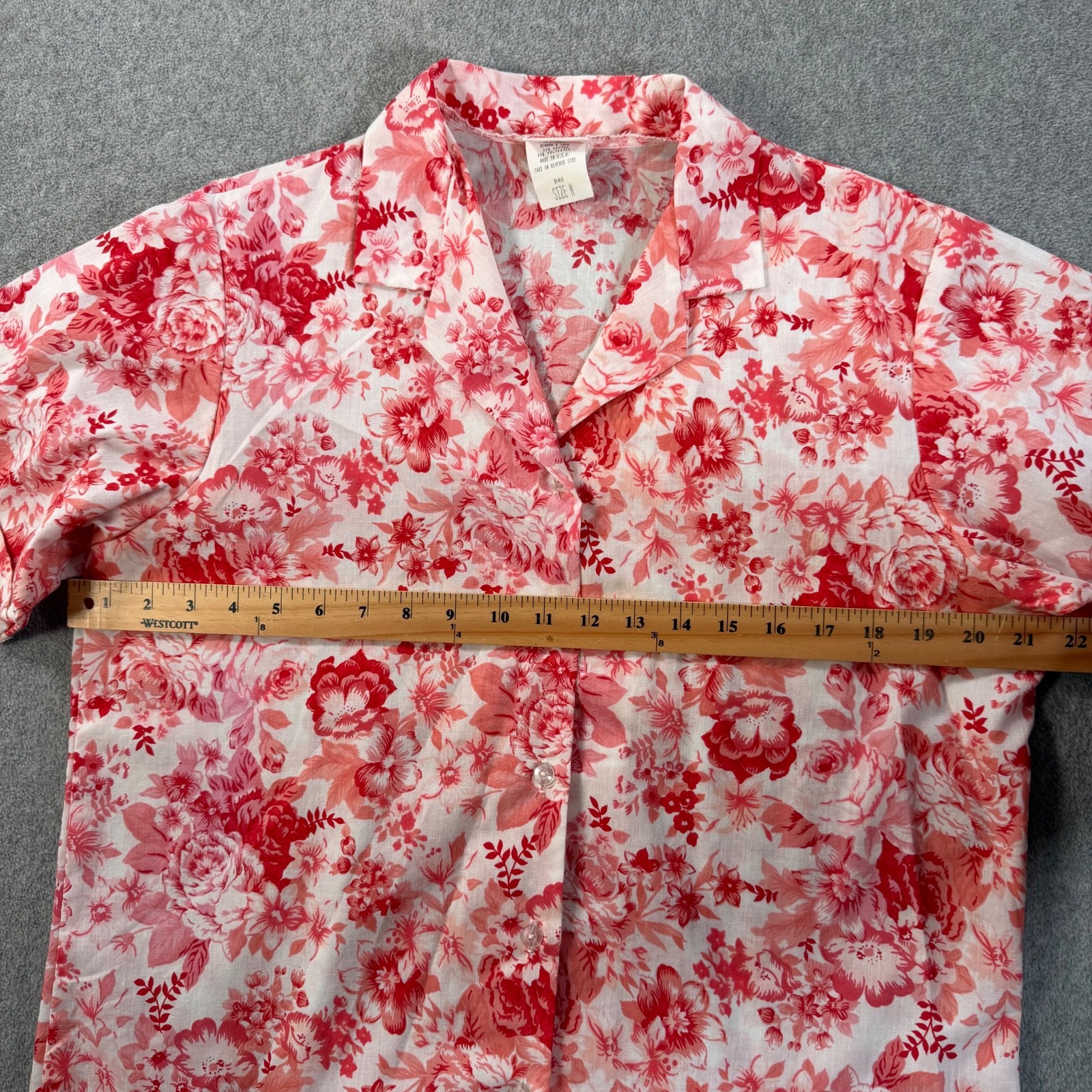 Haband VIntage Short Sleeve Camp Shirt Women’s Medium Pink Floral Button Up