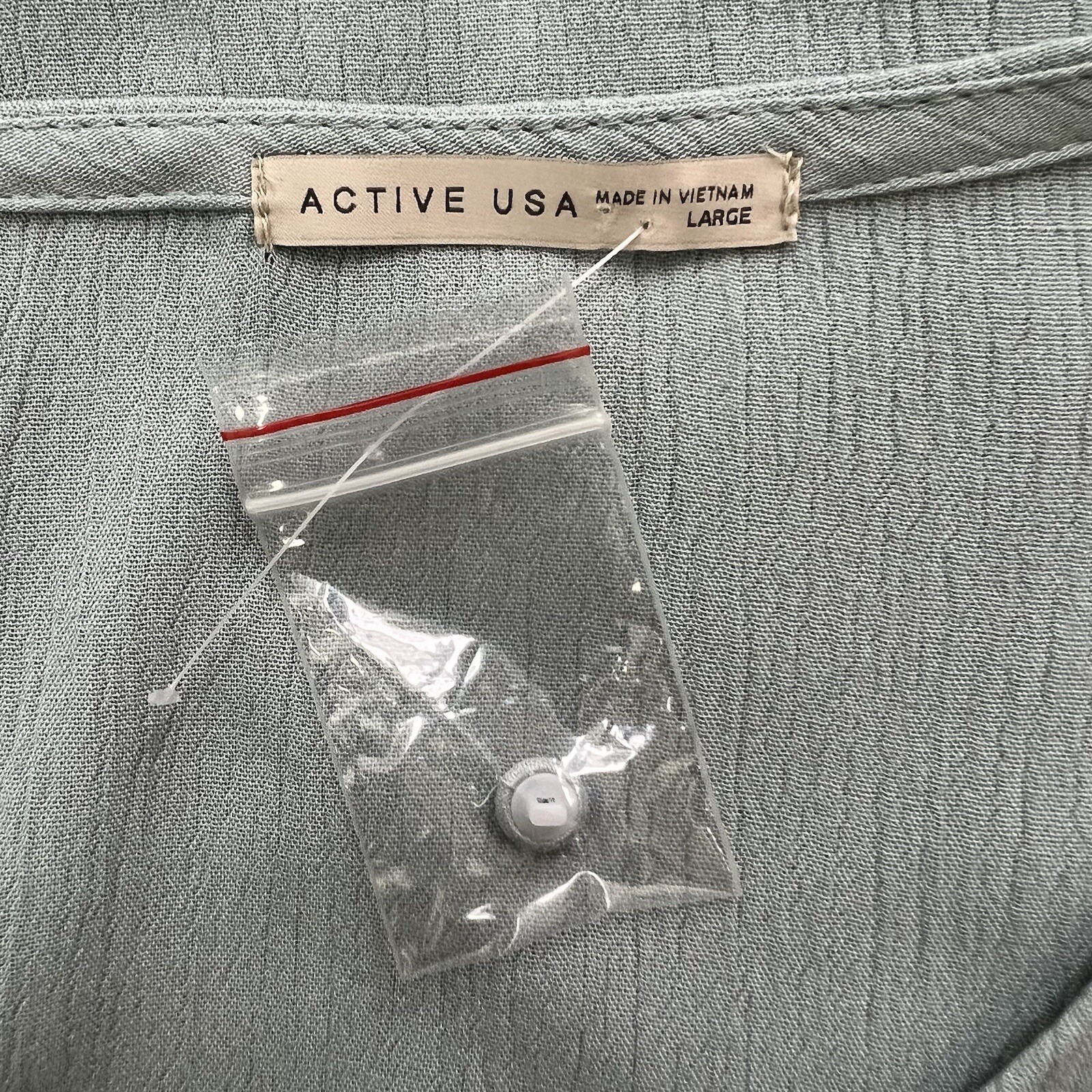 ACTIVE USA Women’s Pullover Top Sz Large Color Green Crinkle Button/Tie Front