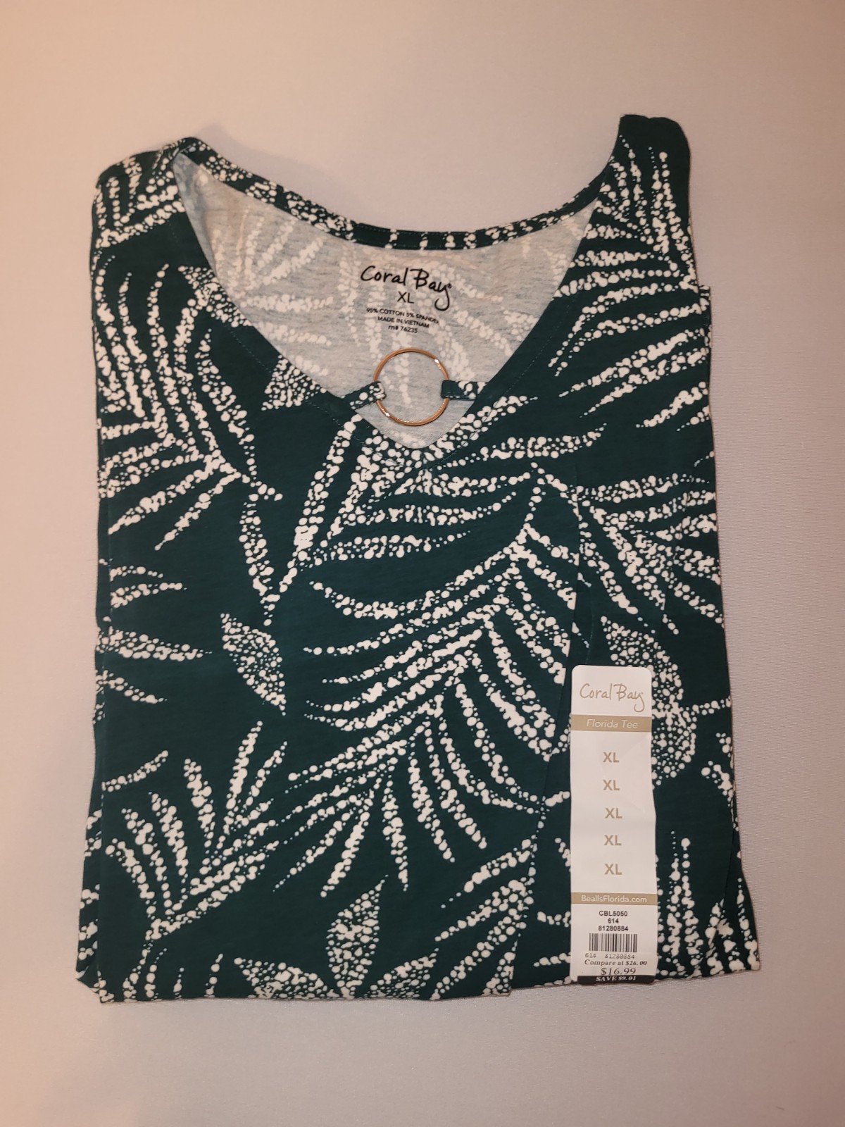 New Coral Bay Women’s XL Florida Tee 3/4 Sleeve Green Floral V-Neck