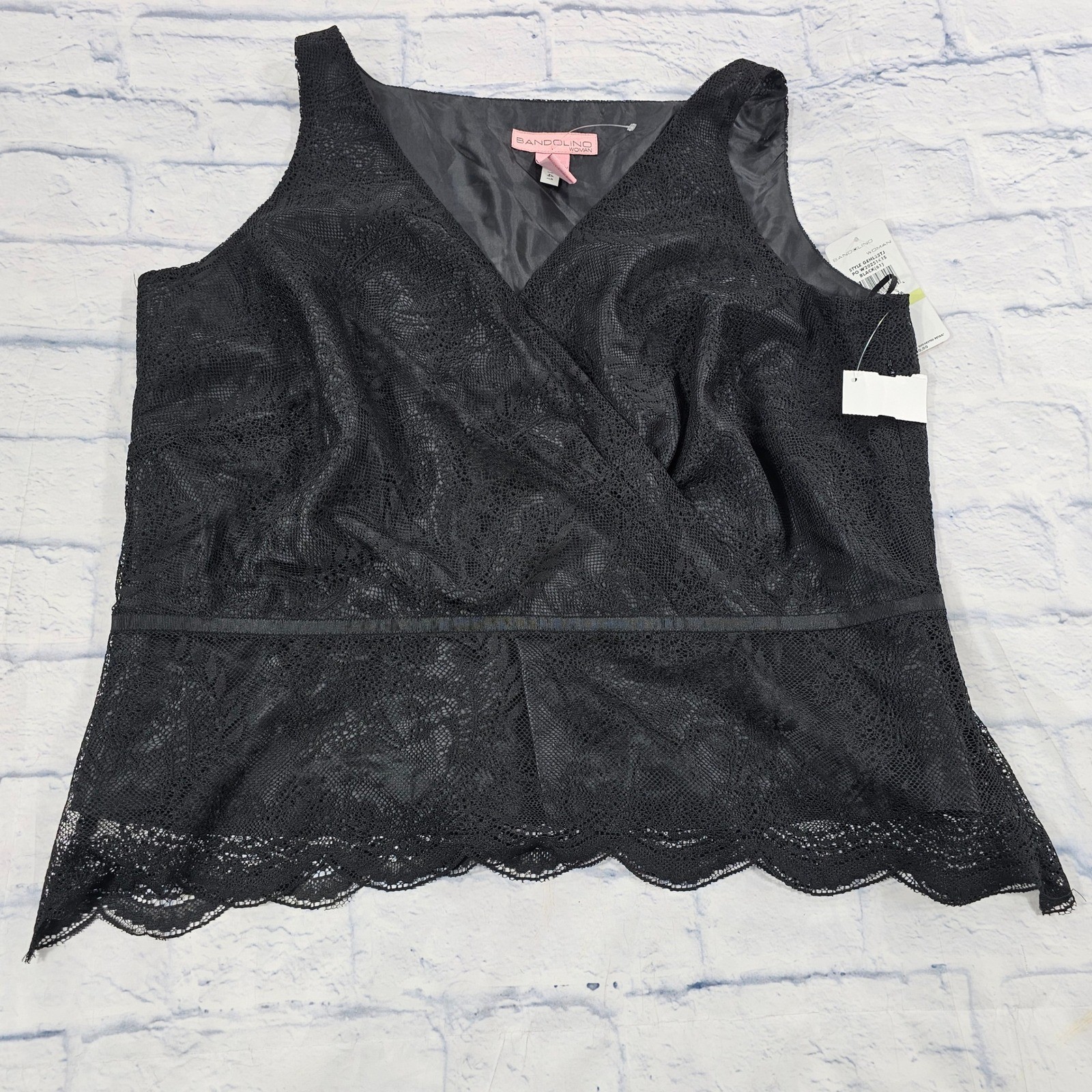 Bandolino Peplum Top Womens 18W Black Floral Lace Faux Wrap V-Neck Alexandria