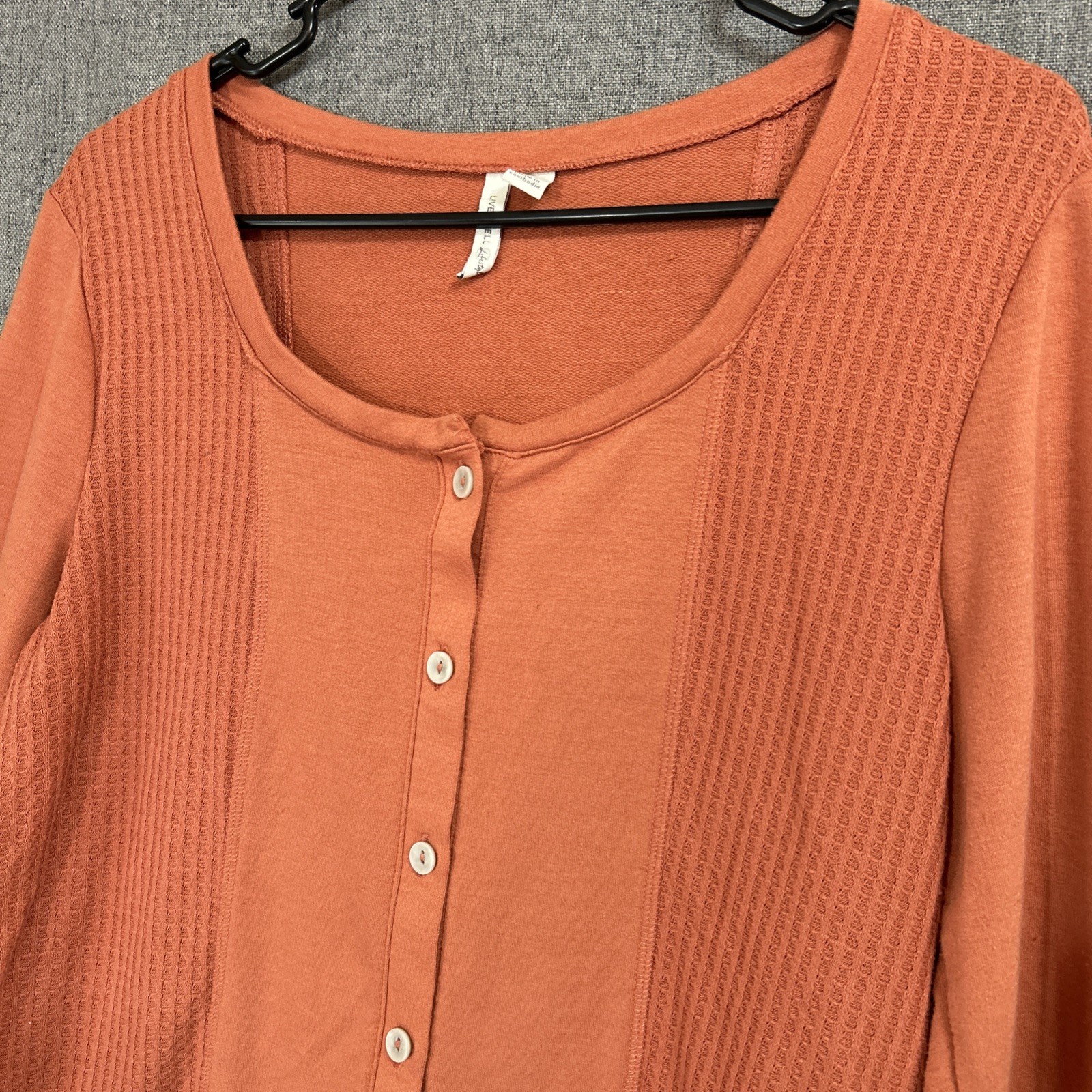 Women’s Fall Winter Lot of Tops Size M Plaid Button Cardigan Neutral Maurice’s
