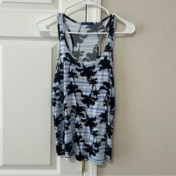 Sweet Claire Black, White & Blue Palm Tree Racerback Women’s Tank Top – Medium