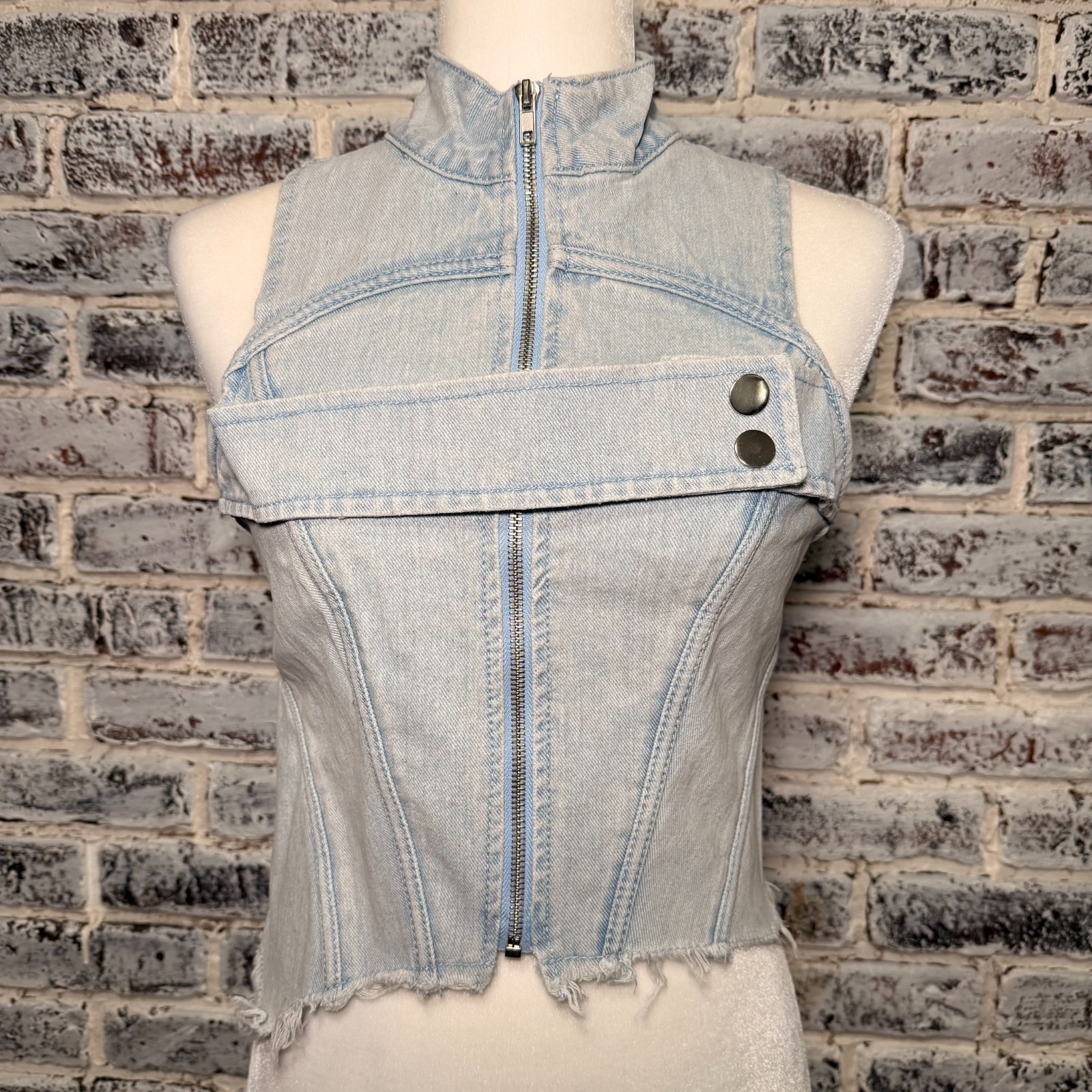 NWT PLT Bleach Wash Tab Detail Zip Through Denim Crop Top Size 2
