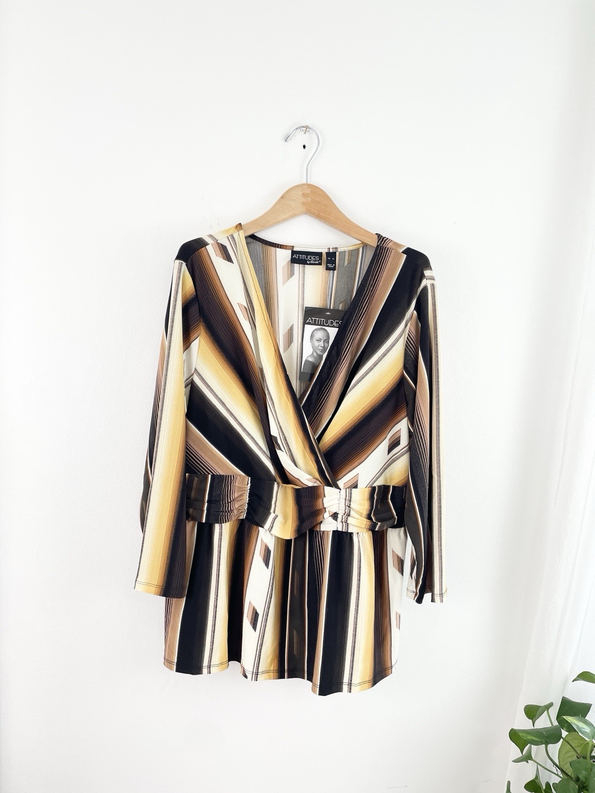 Attitudes By Renee XL Brown Yellow Long Sleeve V Neck Blouse Top Women’s XL new