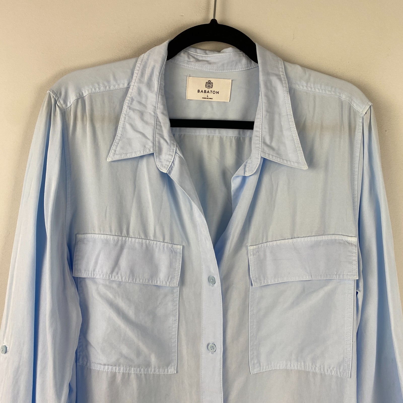 Aritzia Babaton Utility Shirt Size Large Light Blue Button Up Tencel Pockets