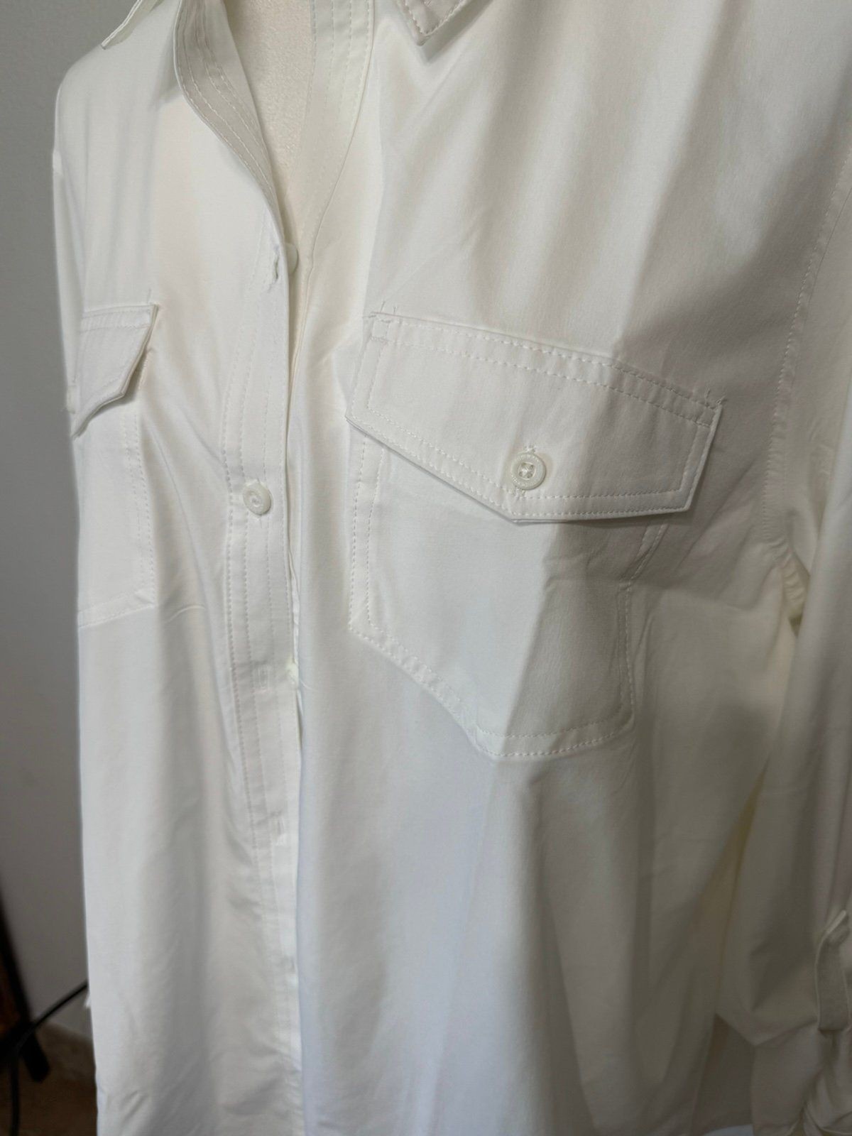 NWT. Eddie Bauer Womens Departure Button Down Travel Shirt Size XLWhite $65 P159