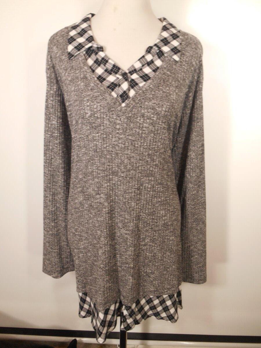 Beautiful Women’s 5X 34/36W Catherines Gray Plaid Design Long Sleeve Sweater Top