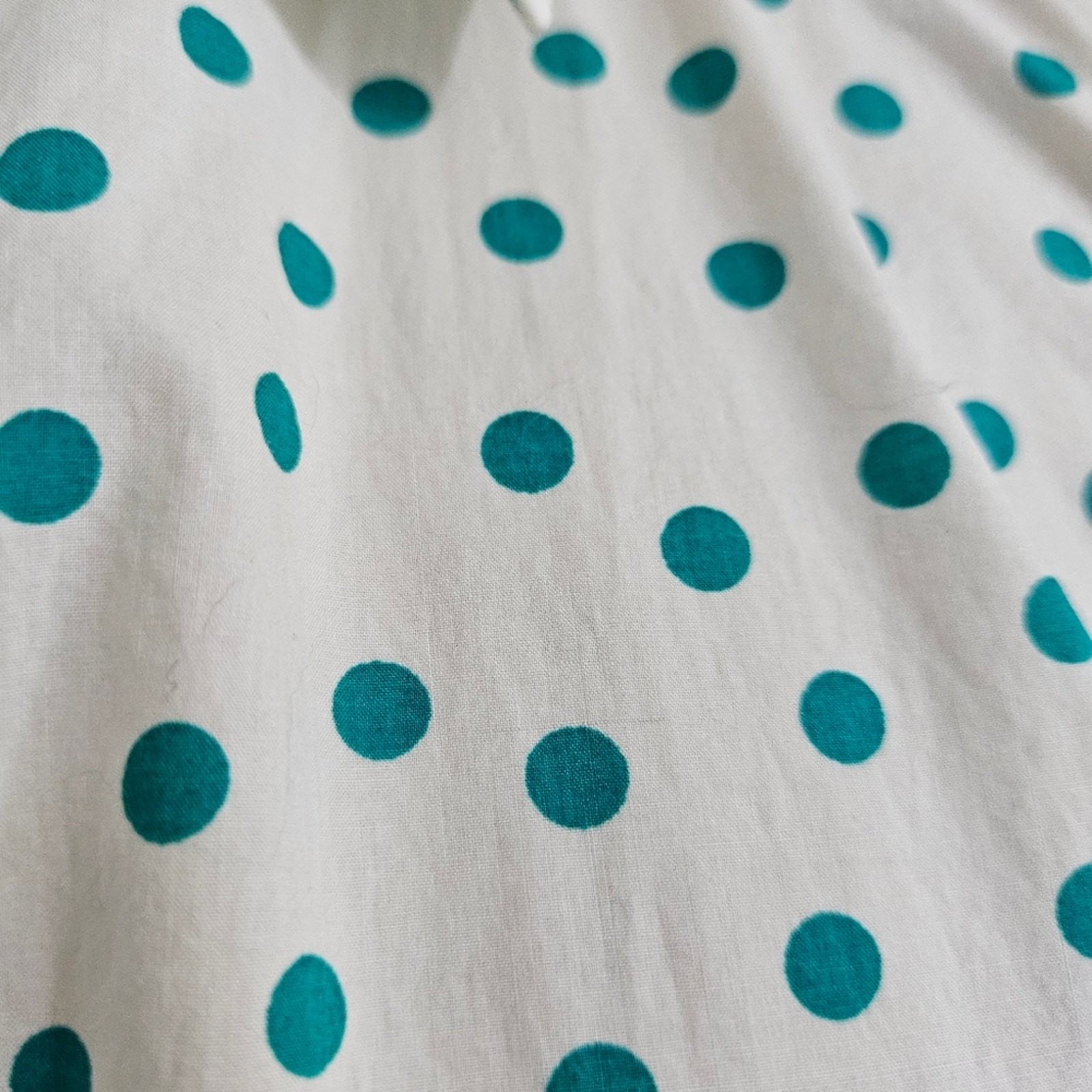 Talbots Polka dot White Teal Button Front Ribbon Trim Cotton Shirt Small Career