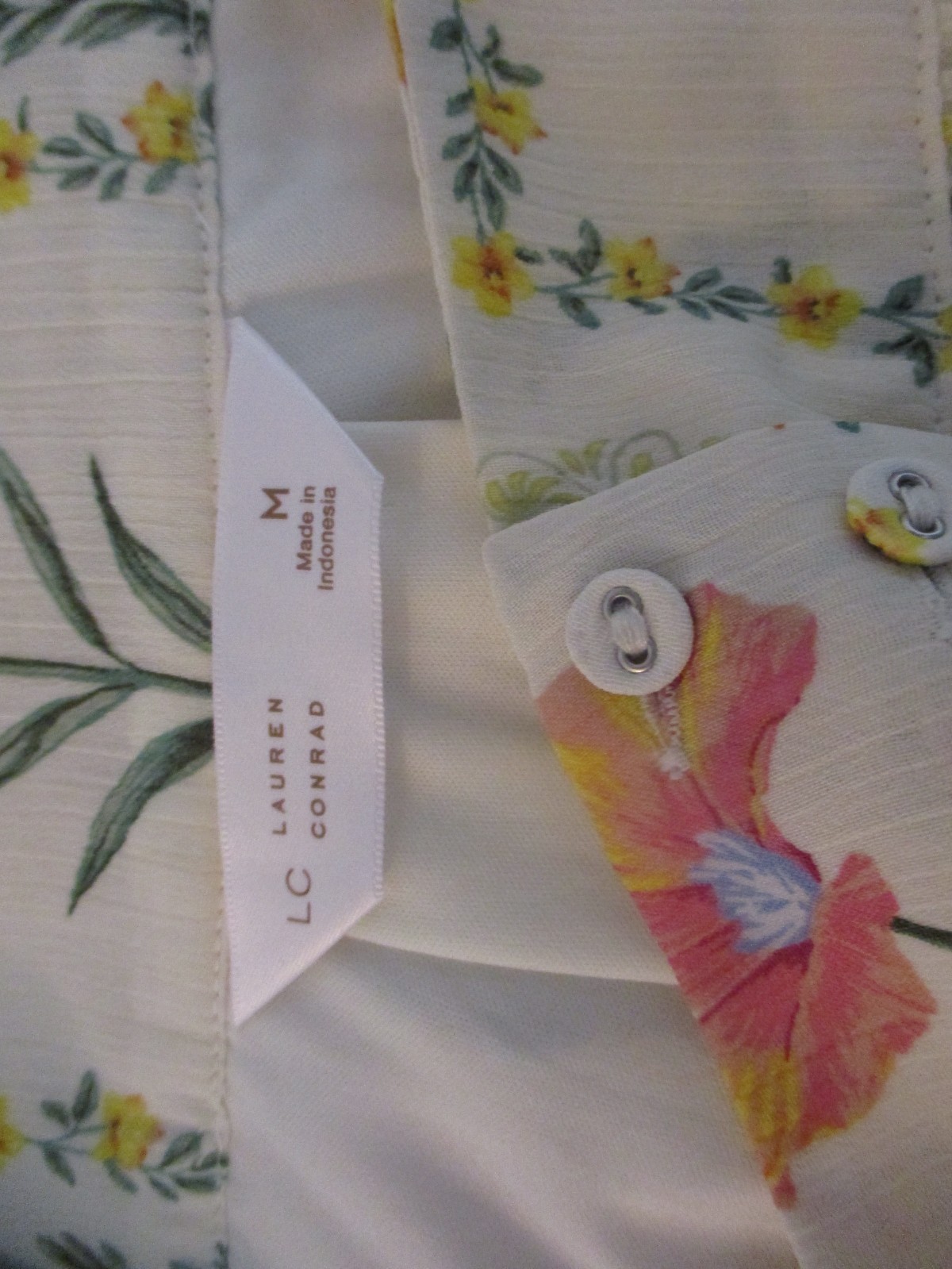 LC Lauren Conrad Top Size M Long Sleeve Multicolored Floral Square Neck