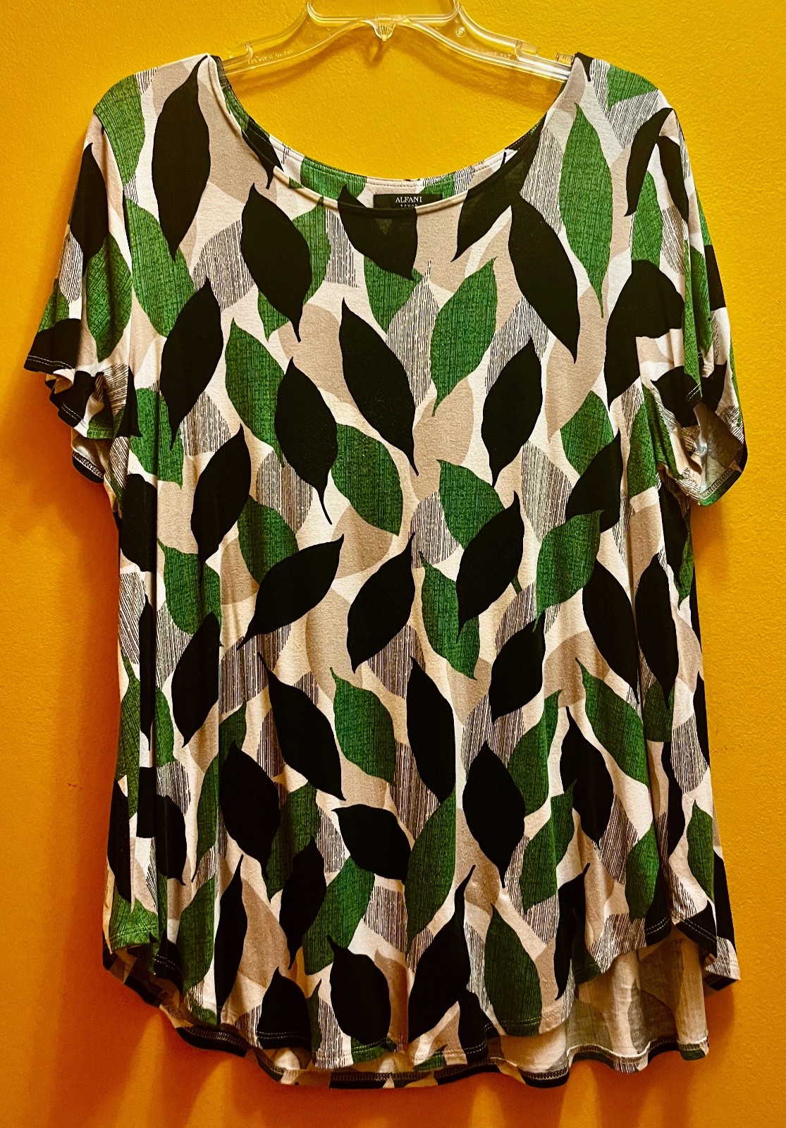 LOT OF 3 Colorful, Flowing, Alfani Tops, 0X, Scoop Neck, Short Sleeve