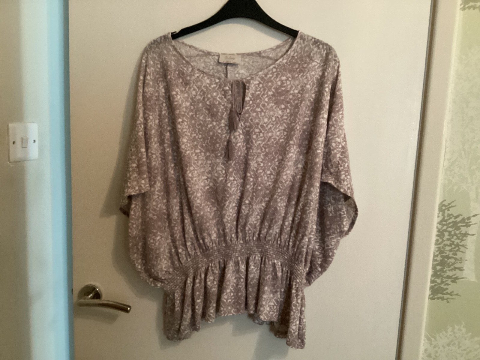 Ladies Blouse by WRAP. Size 12. 100% Cotton. Machine wash.