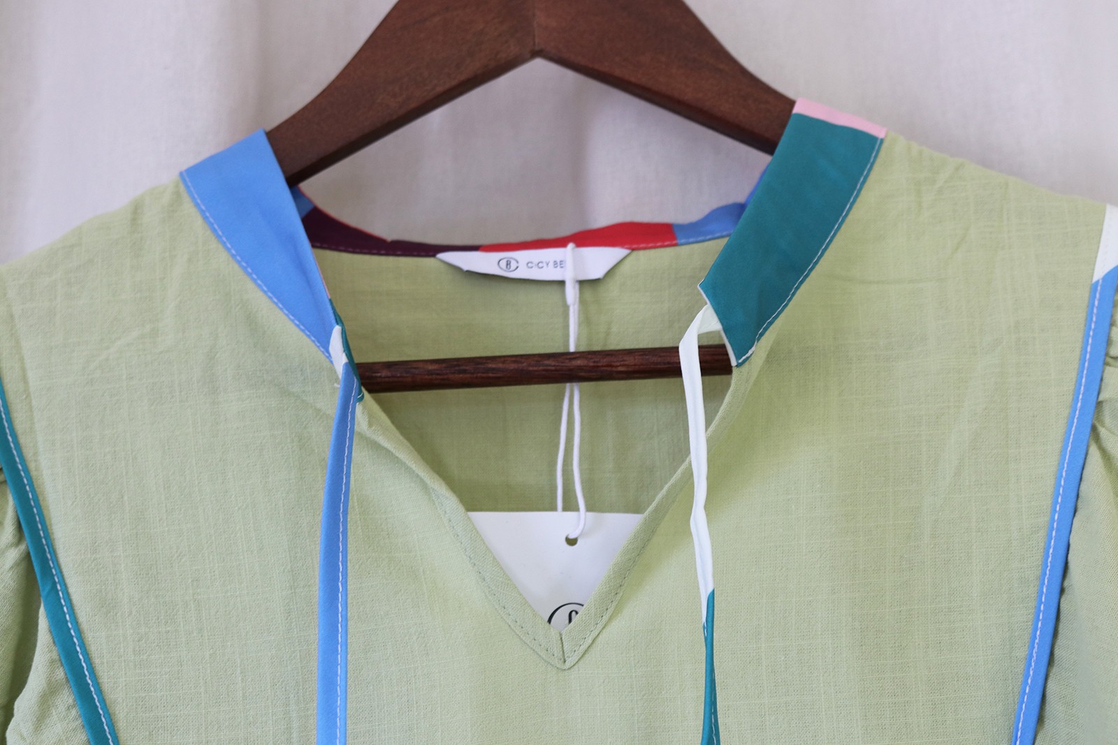 Light Lime Green NWT Cicy Bell Work Well Woman’s Top Lantern Sleeve Cotton L
