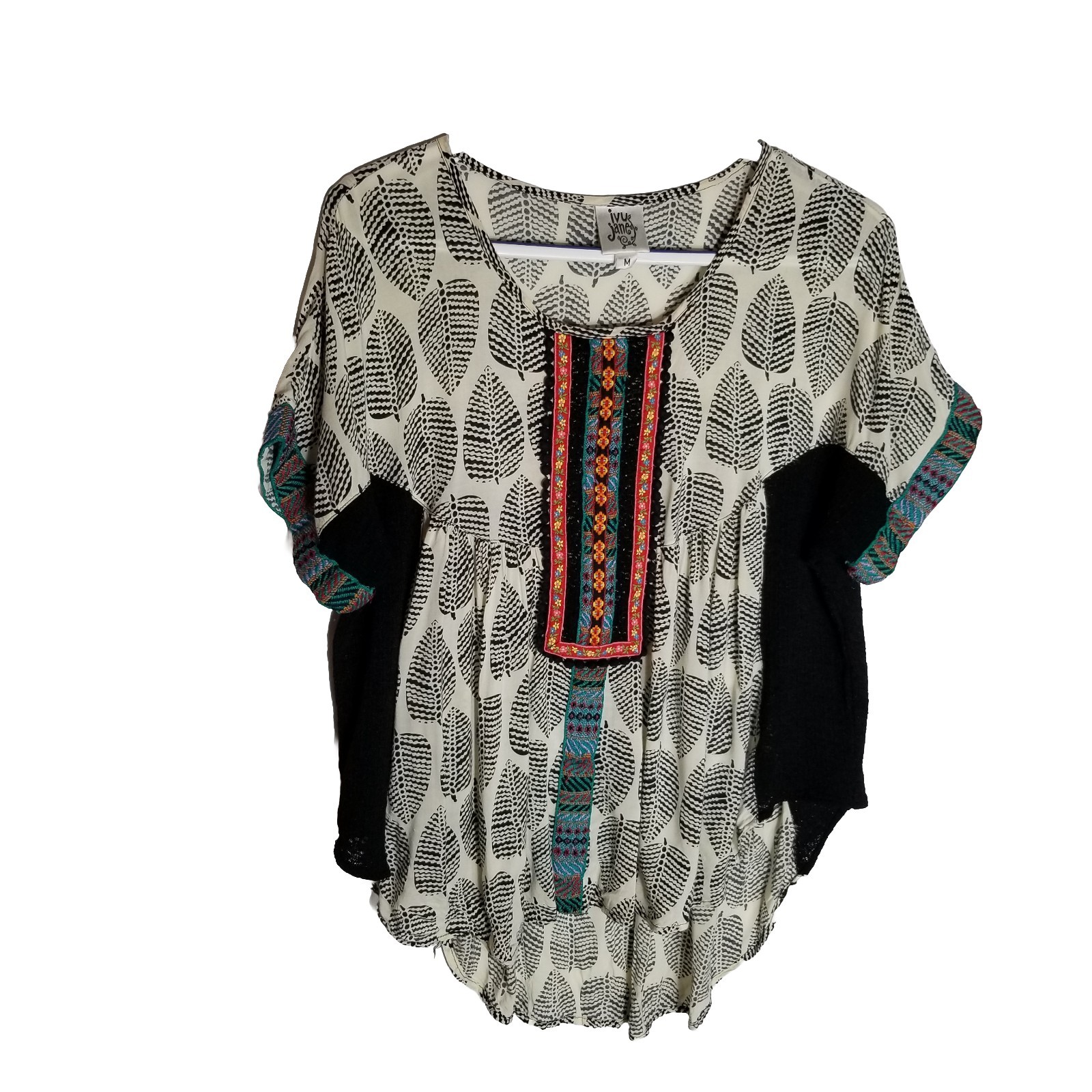Ivy Jane Top Women’s Medium Embroidered Front Contrasting Sides Floral Blouse