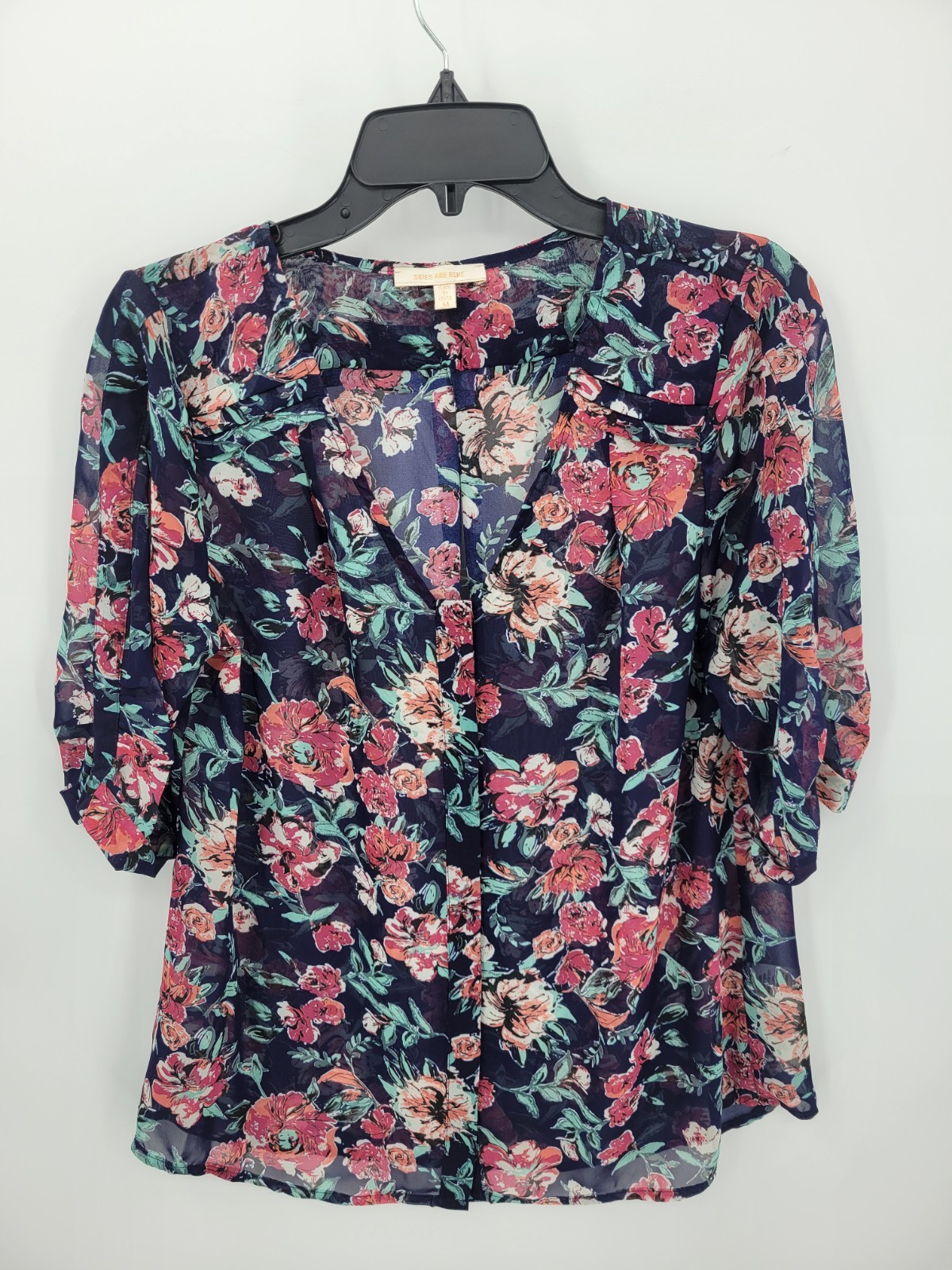 Skies are Blue Top Womens Medium Floral Keyhole V Neck Short Sleeve Boho Artsy