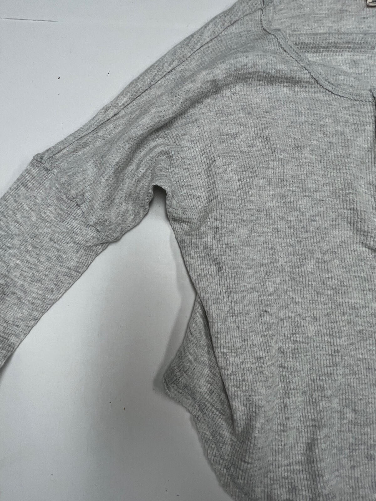 Billabong Any Day LightThermal Henley Top NWT Size XS Gray Oversized Cozy Shirt