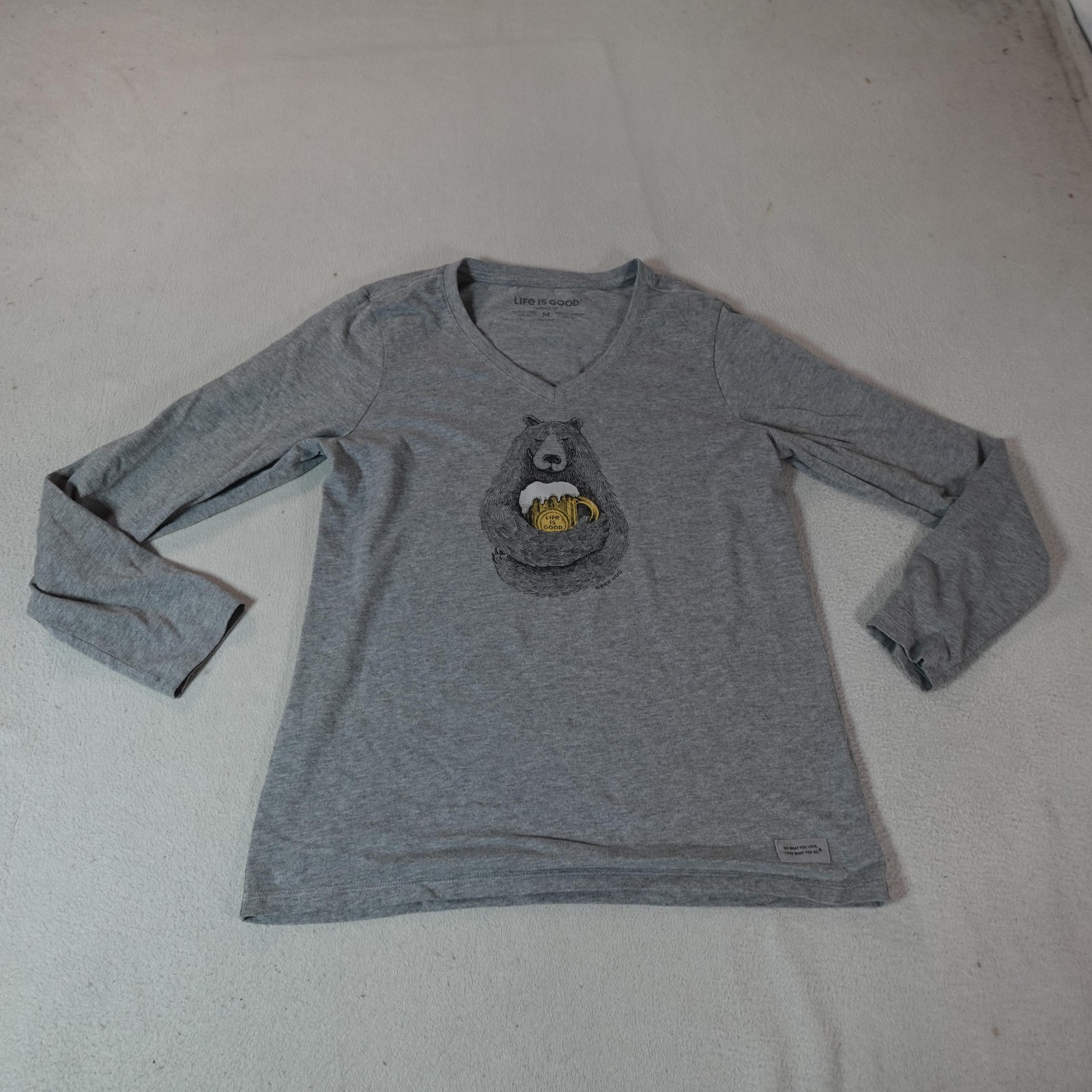 Life Is Good Shirt Womens Medium Gray Bear Beer Hug Nature Cute Outdoor Animal