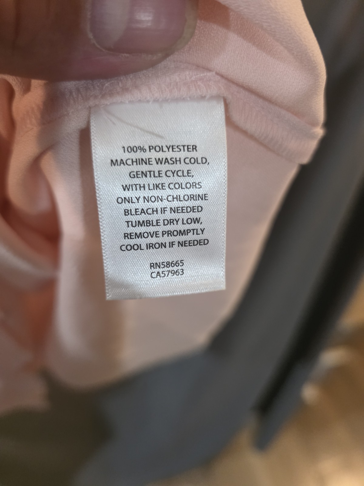 Halogen Scallop Detail Camisole in a blush pink Size Medium