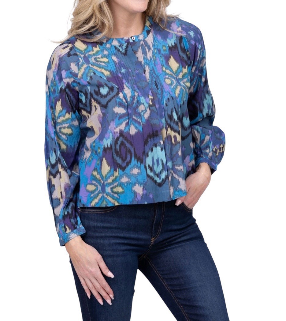 Anthropologie Love the Label Levina Top Button Up Abstract Artsy Boho Pin Tuck