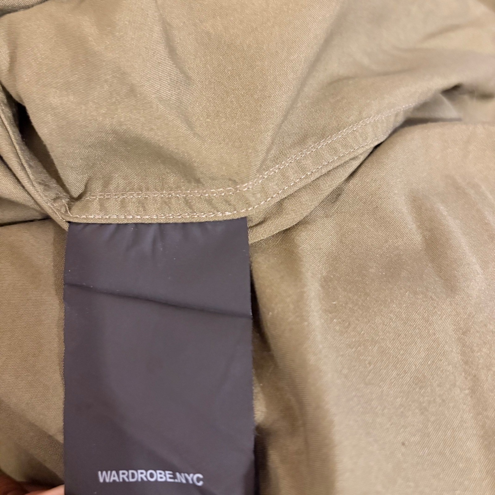 WARDROBE.NYC Army Green Cotton Poplin Cargo Shirt W5002_R03 Medium