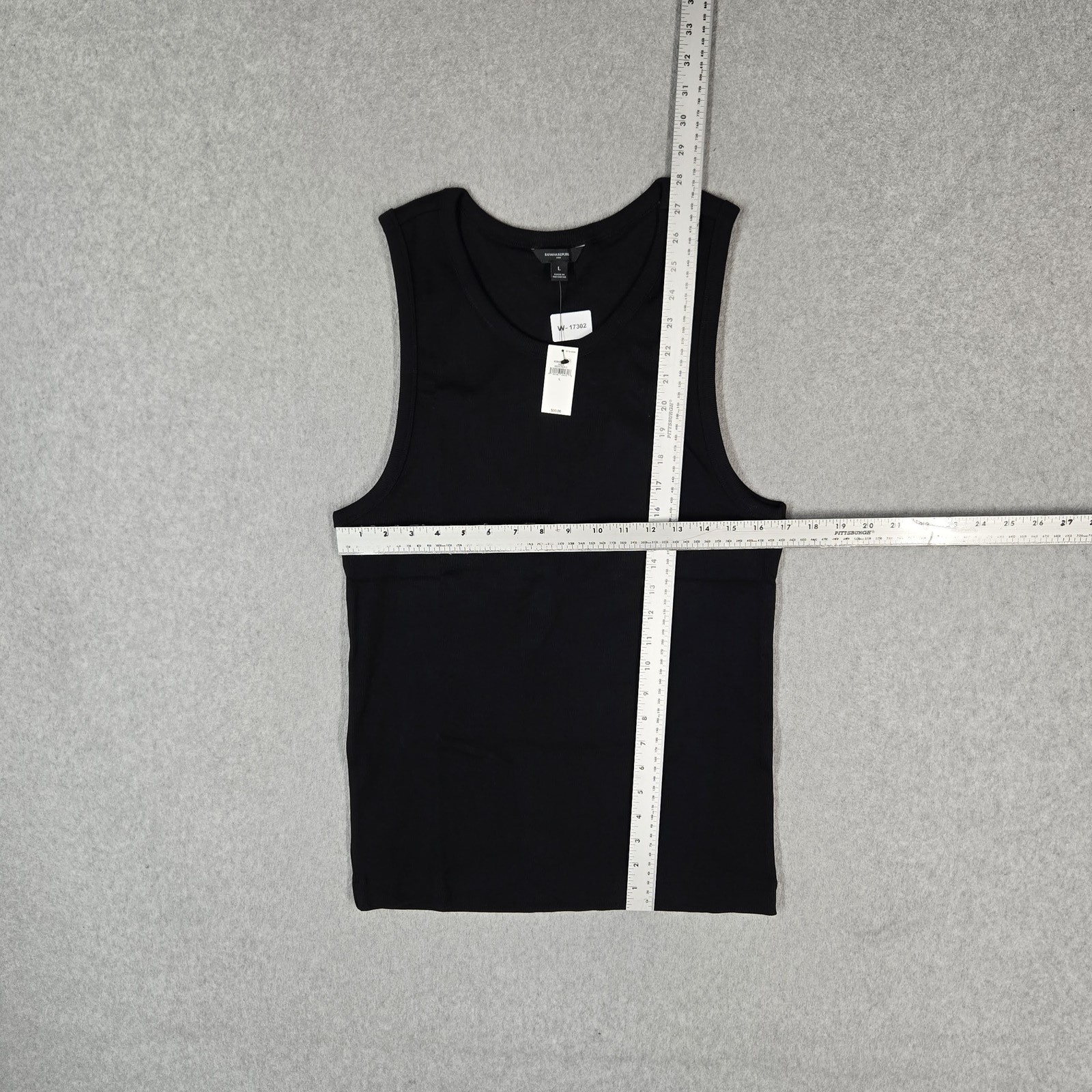 Banana Republic Women Tank Top L Black Mini Rib Scoop Neck Pullover Stretch