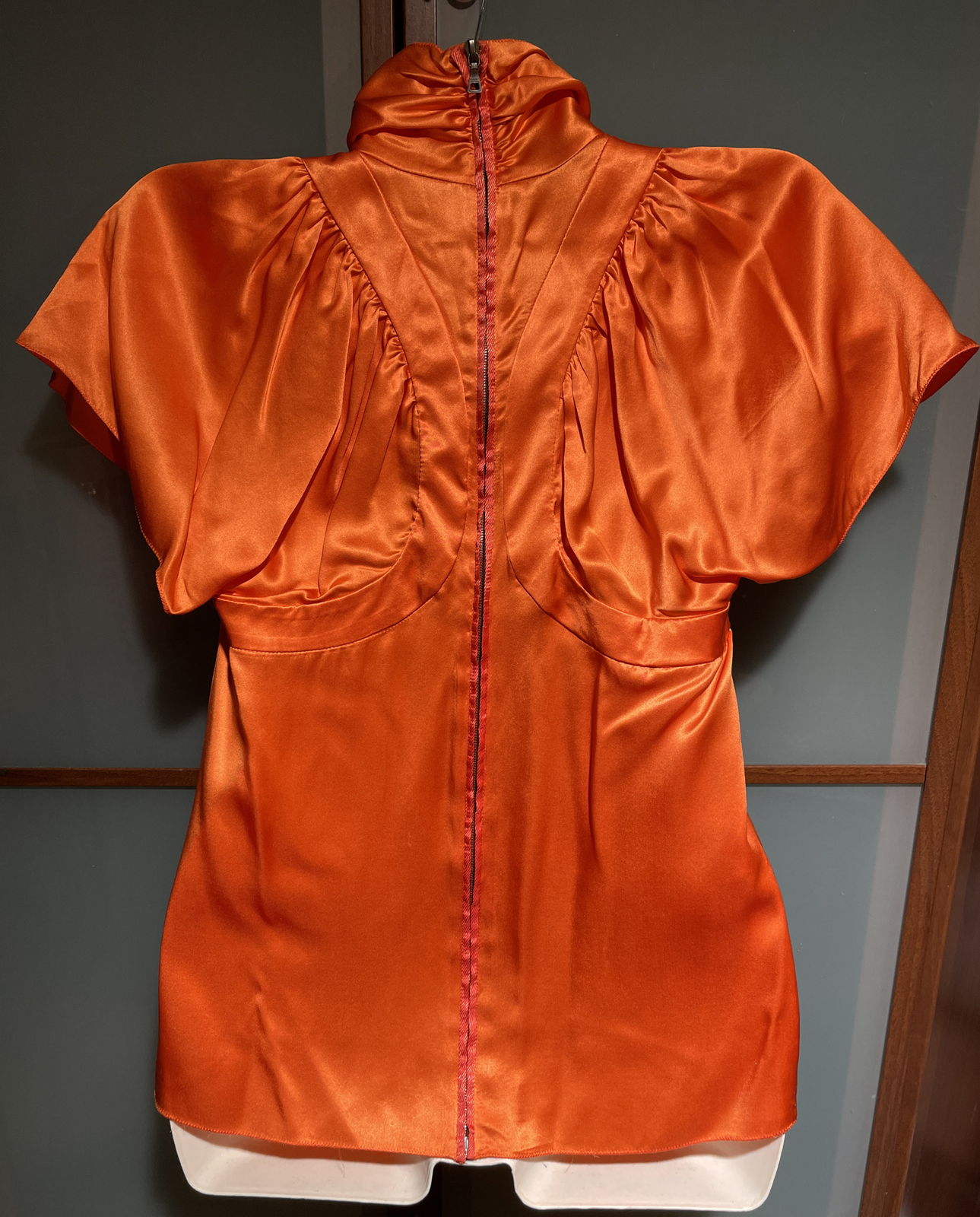 PRADA Vintage Fall RTW 2002 Runway 100% Crepe Silk Top Blouse Size US 2 IT 38
