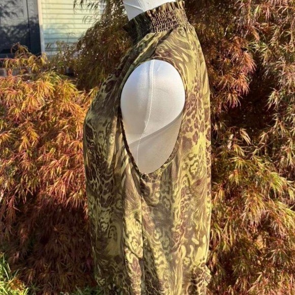 1XL Adorable vintage style blouse with brown and green leopard print