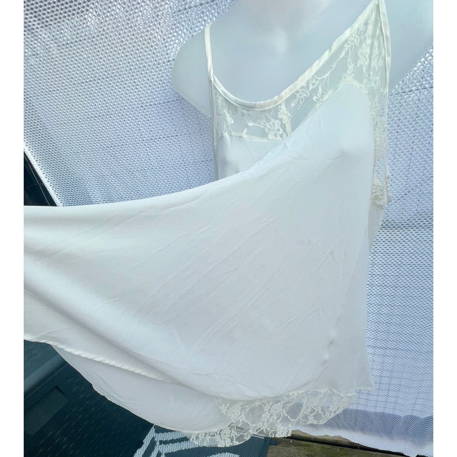Chris & Carol Lace Trim Camisole Size L White Spaghetti Strap Boho Modern