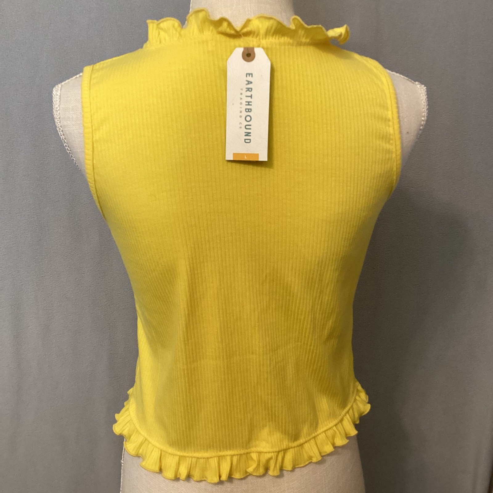 EARTHBOUND Yellow Ruffle Tie-Front Ribbed Tank Size Large Festival Resort Boho
