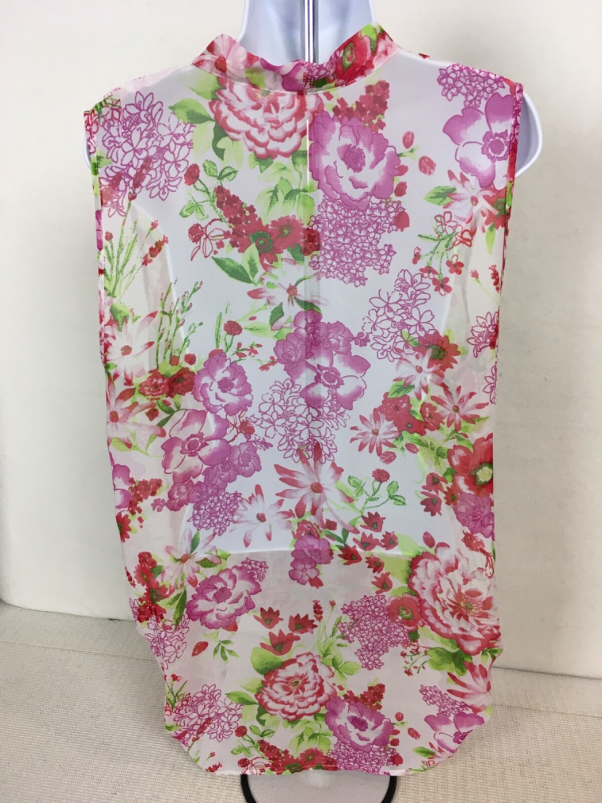Ambiance Apparel Top Womens Size 1X White w Pink Red Flowers Sheer Sleeveless