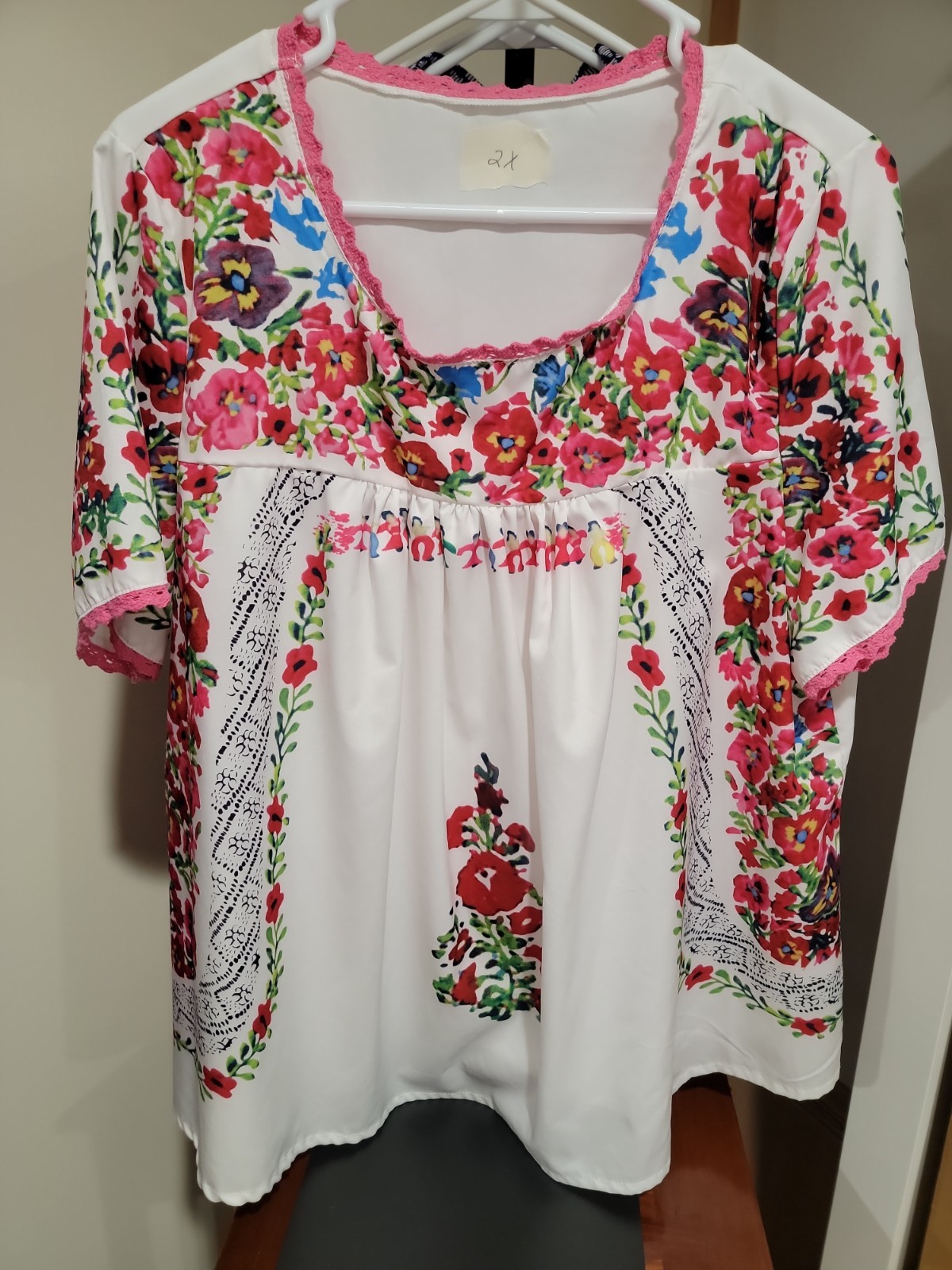 Lot of 10 womens tops and blouses 2x, Beautiful, Quality, Colorful, Summer