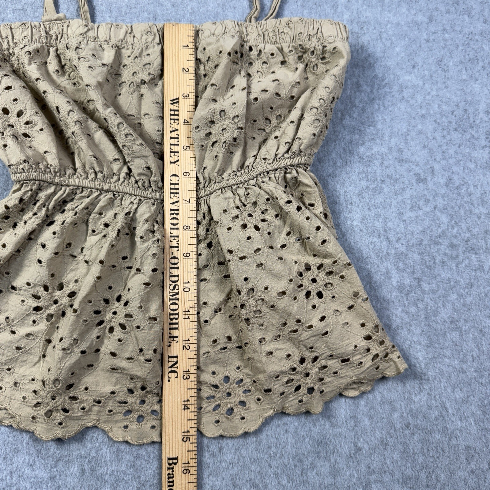 American Eagle Eyelet Embroidered Peplum Tank Top Boho Cottagecore Beige M Y2K