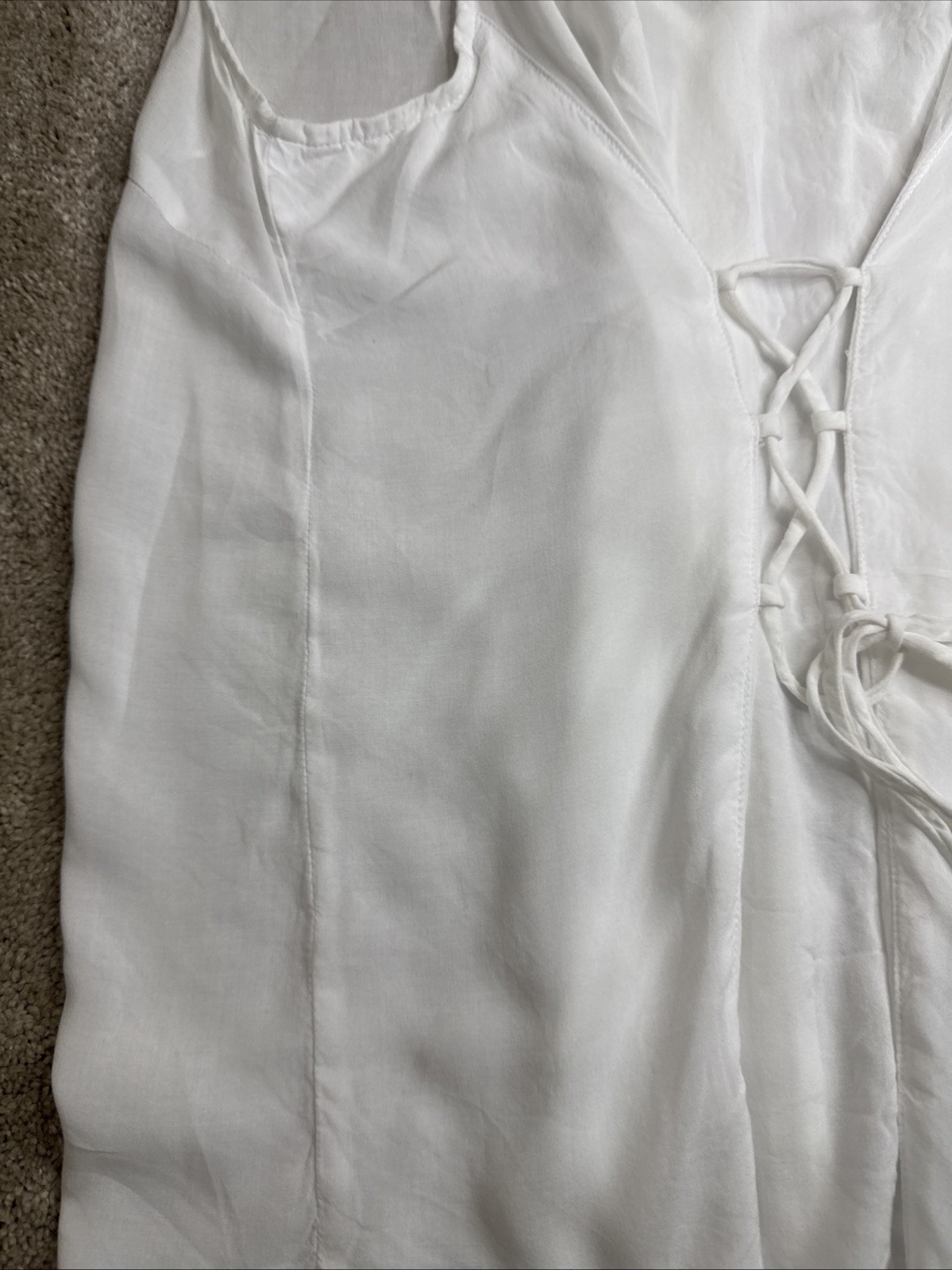 BCBG Generation White Sheer Button Up Collared Sleeveless Back Tie SizeM