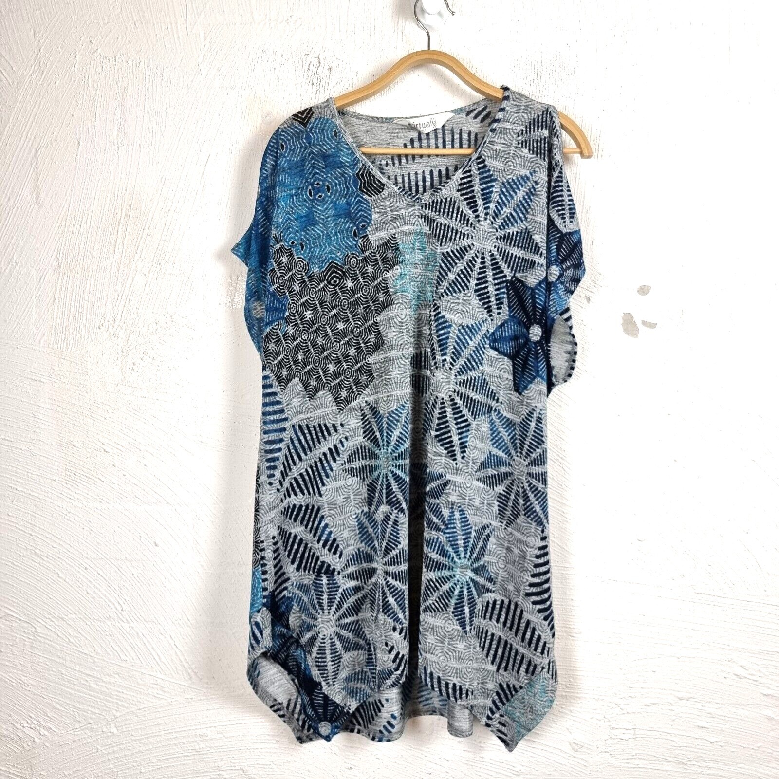 VIRTUELLE Womens Tunic Top Plus Size S Stretch Knit Grey Teal Short Sleeve