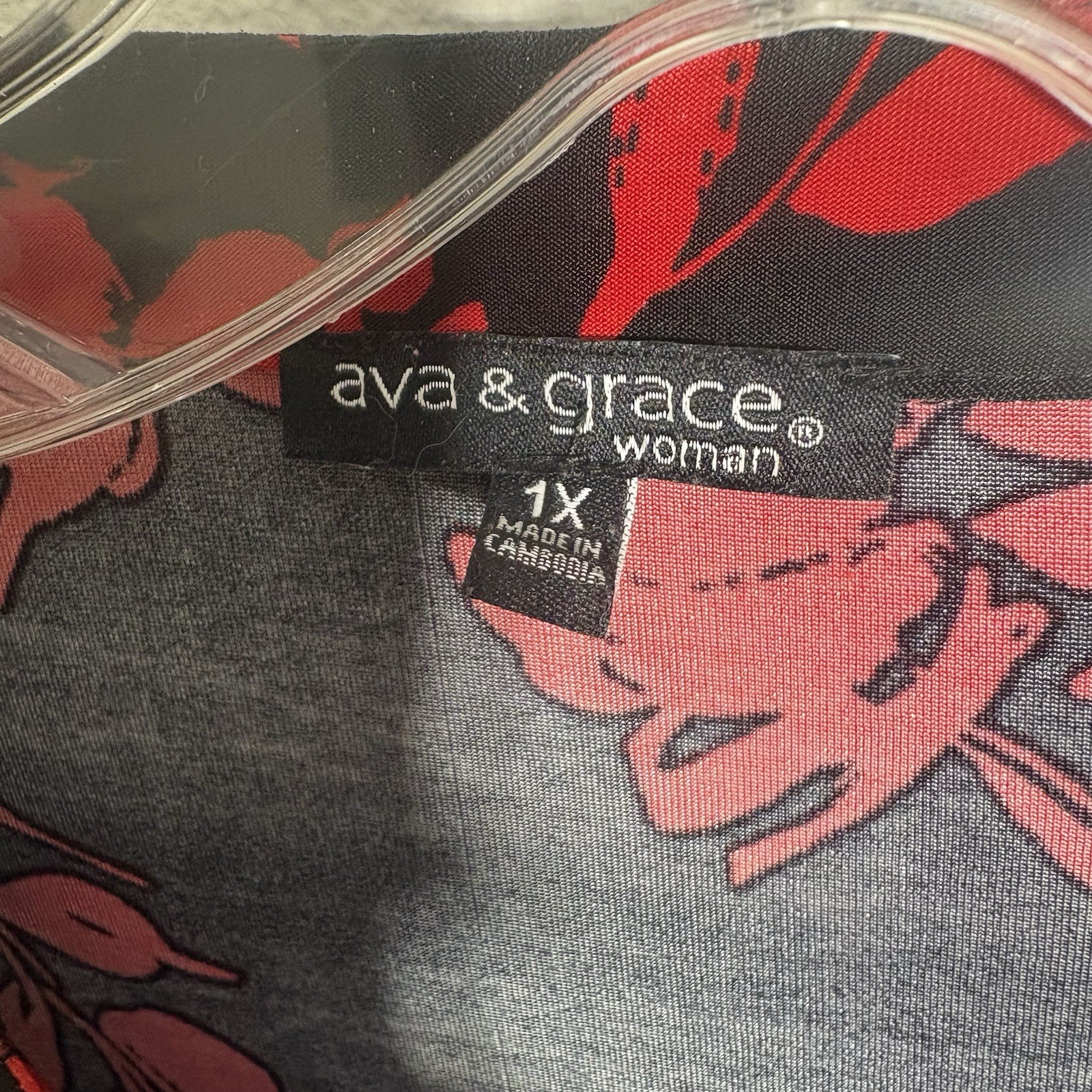 Ava & Grace Women 3/4 Sleeve Roll Tab Floral Blouse Top Black Red Plus Sz 1X