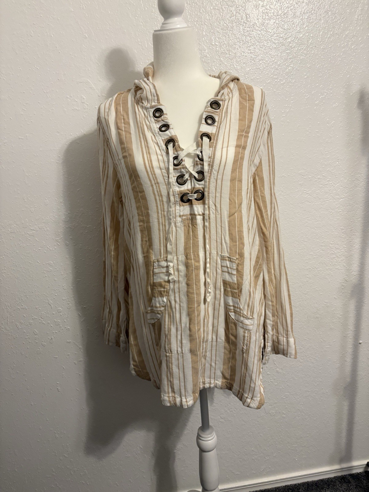 1*SPACE Women’s Hooded Lace-Up Striped Tunic Top Size M Beige Ivory Long Sleeve