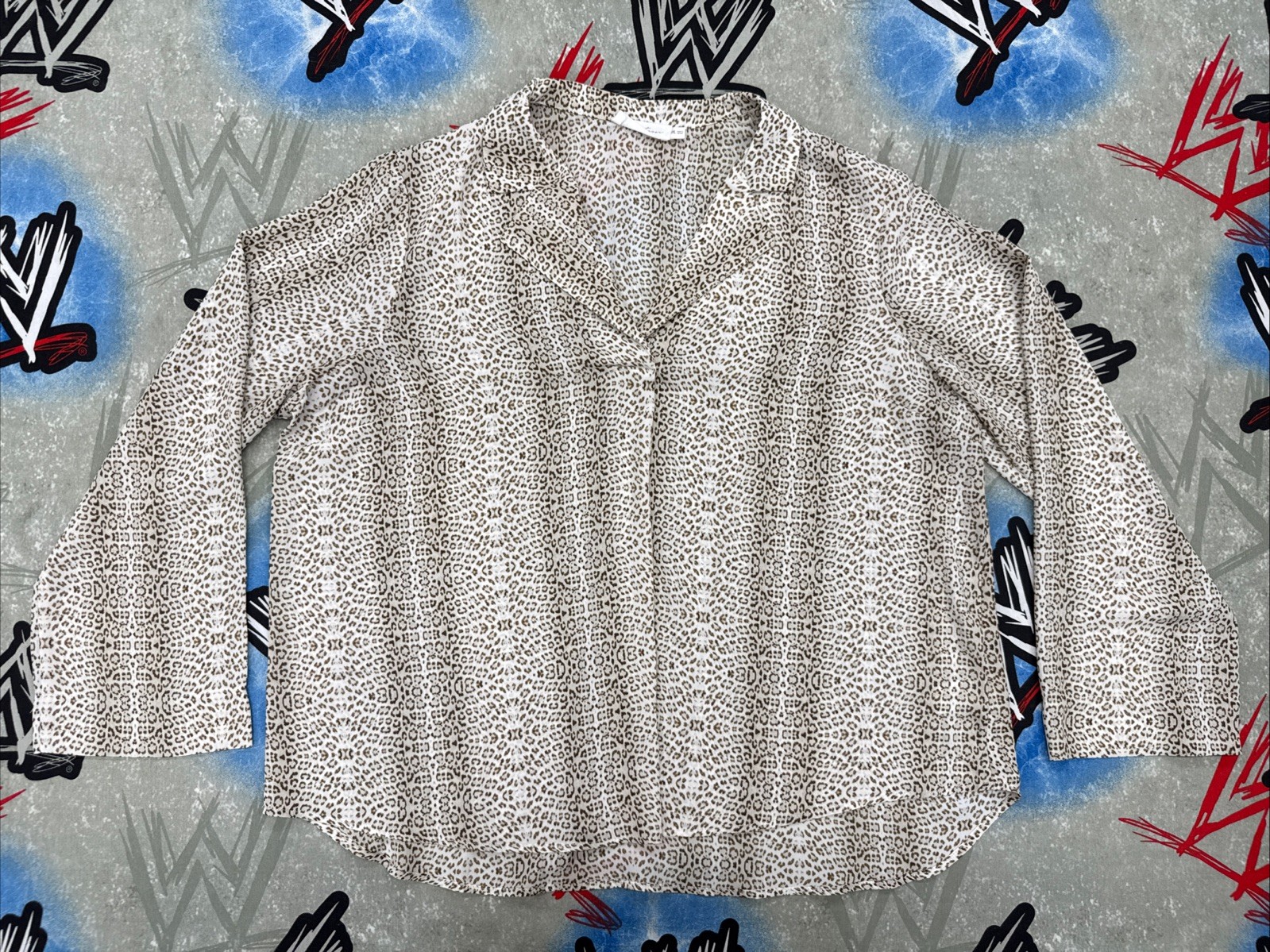 All in Favor Leopard Thin Women’s 2XL Shirt