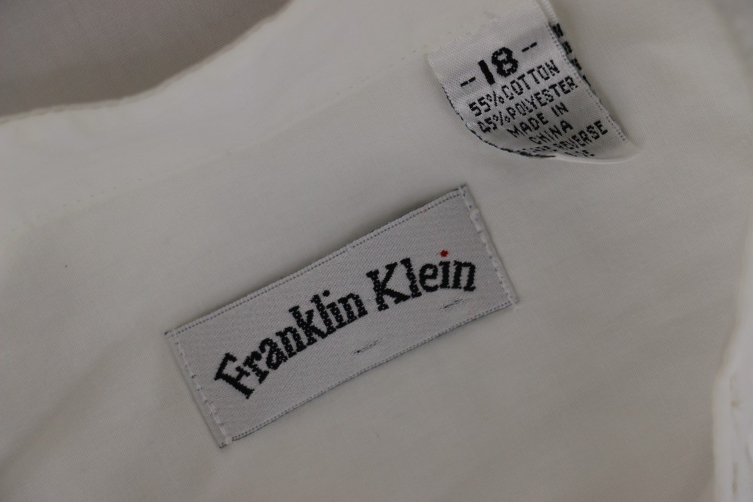 VINTAGE Womens Size 18 Button Up Long Sleeve Pleated Shirt White Embroidered