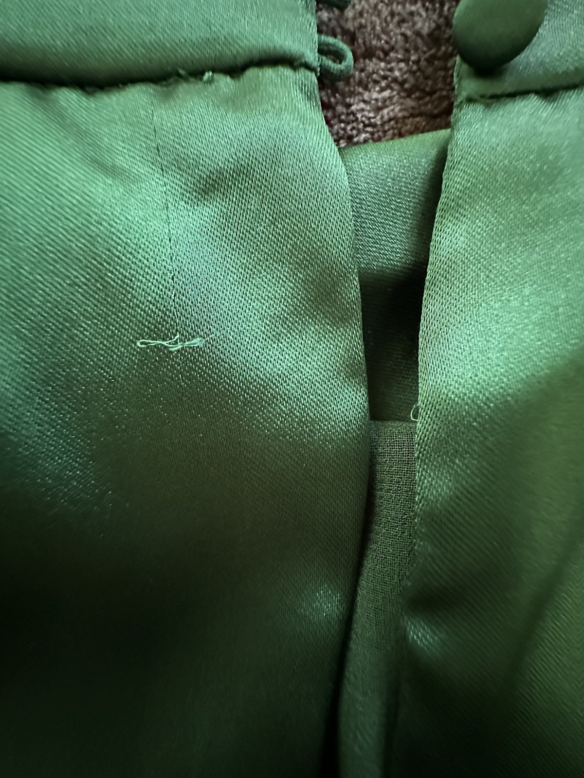 Rachel Zoe High Neck Halter Style Blouse Size L Olive Green Satin. A1-011