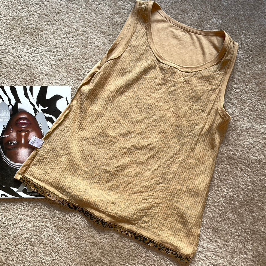 Size 1/M Zenergy by Chico’s Animal Print Beaded Pullover Tank Tee In excellent