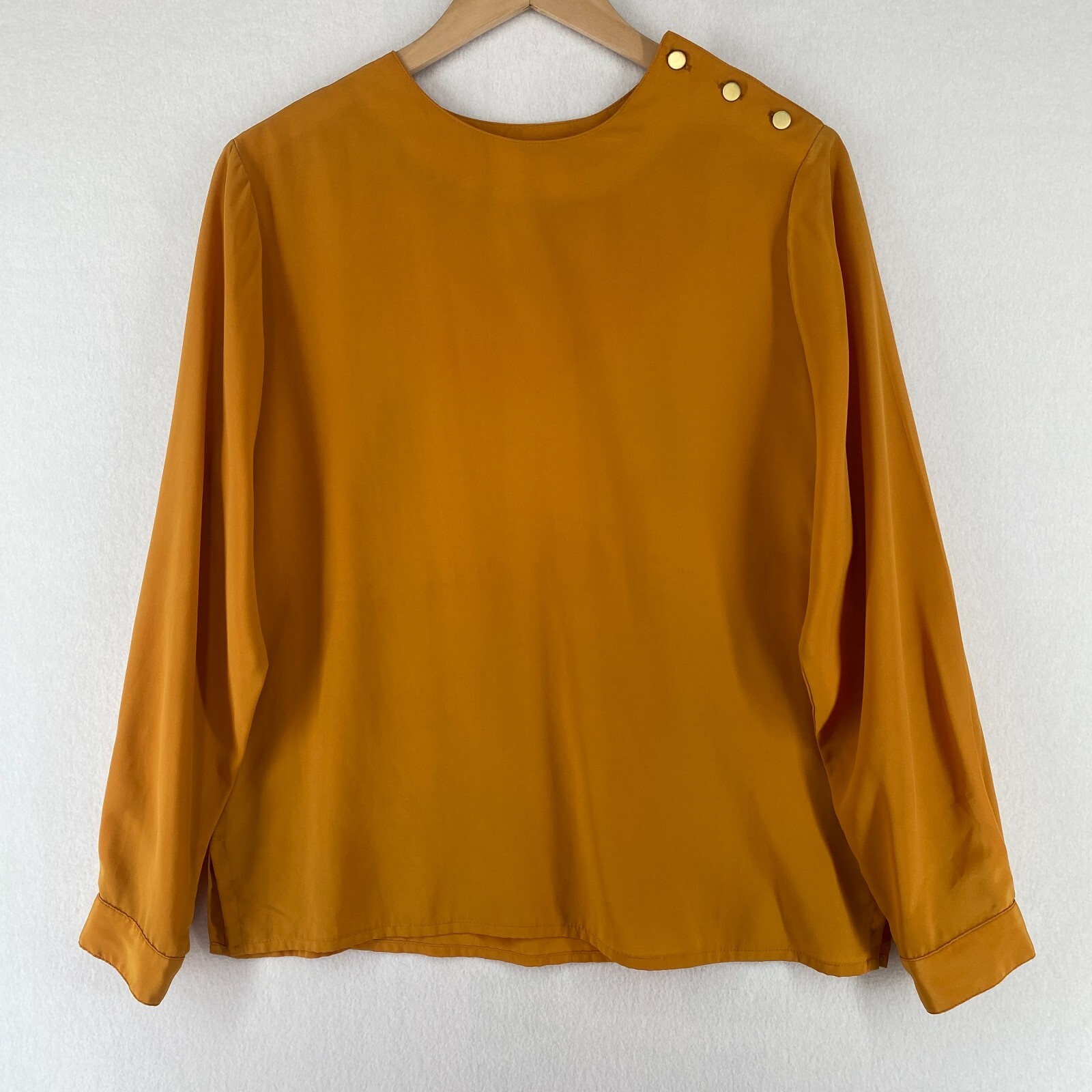 IMPRESSIONS OF CALIFORNIA Top Womens L Button Shoulder Long Sleeve Mustard Vtg