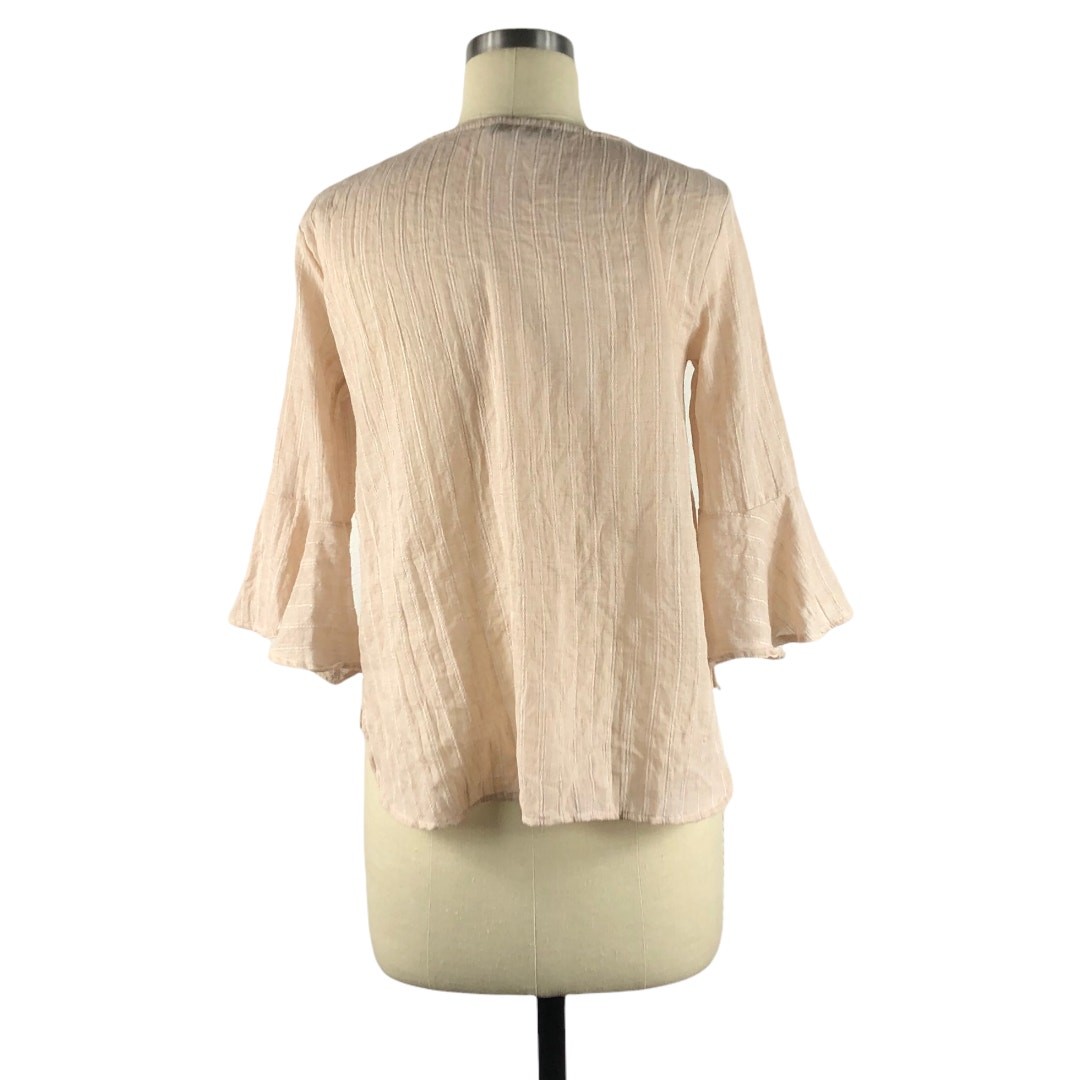 LULU’s Creamy Pink Lightweight Popover Boho Blouse Striped Size Small V-Neck