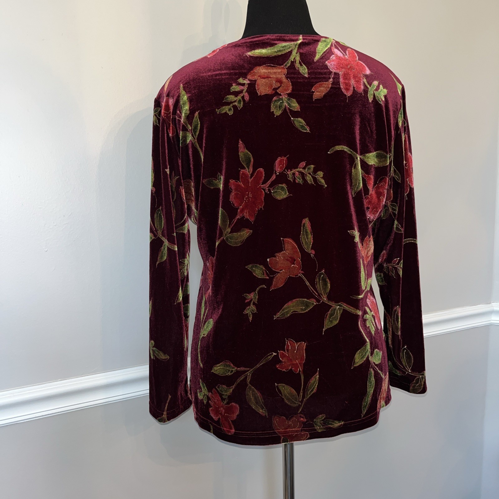 Notations Top Women’s Size L Floral Burgundy Velvet Burnout Long Sleeve Blouse