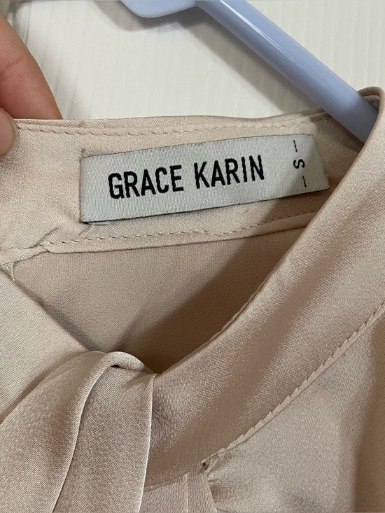 Grace Karin Silky Cream Long Sleeve Blouse size S