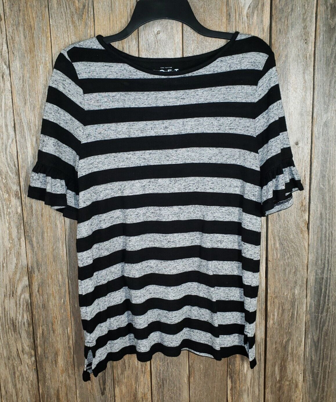 Loft M Top Womens Black Gray Striped Linen Ruffle Knit Tunic Boho Comfy Casual